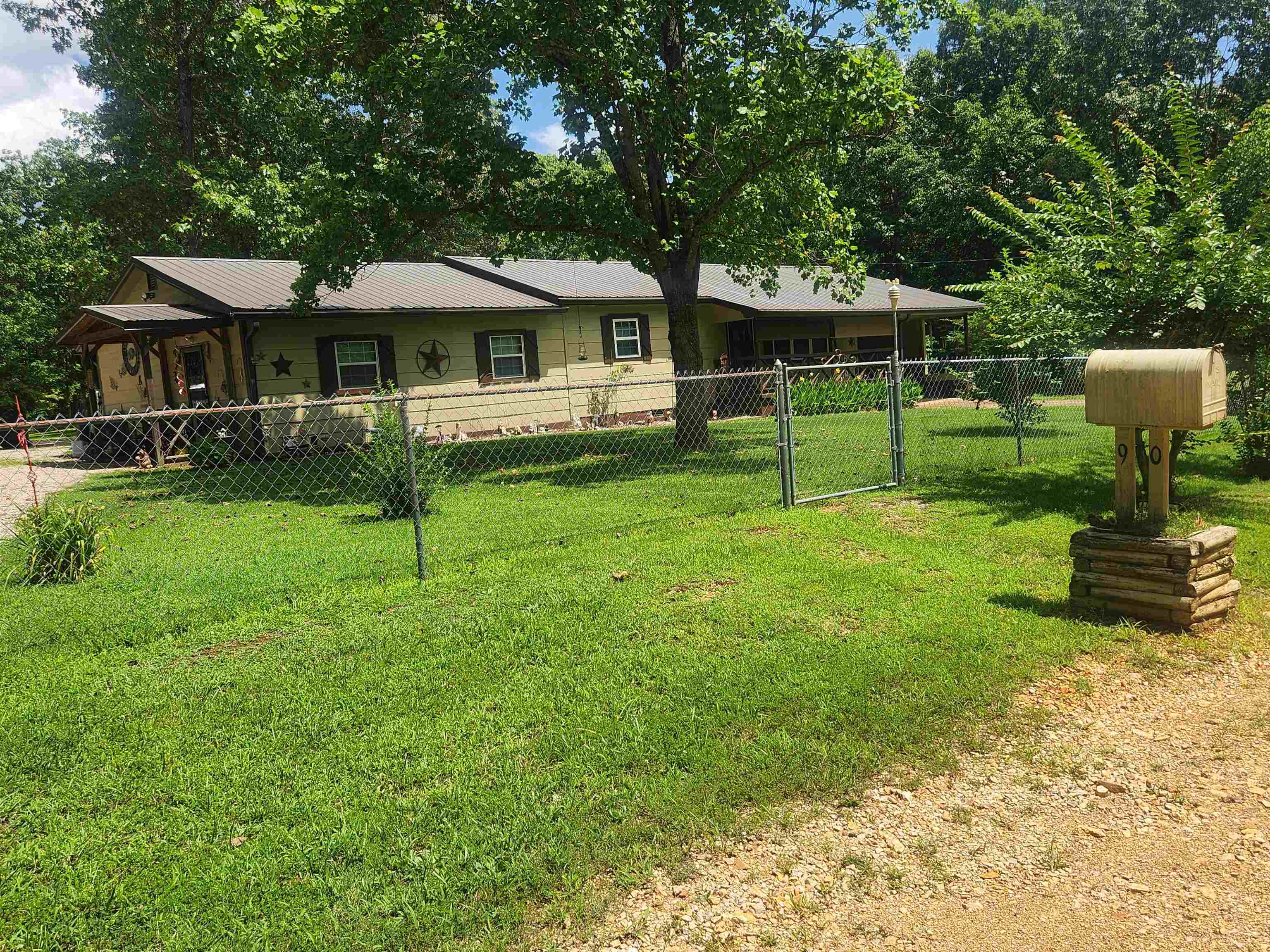 90 Wildwood  Highland, AR