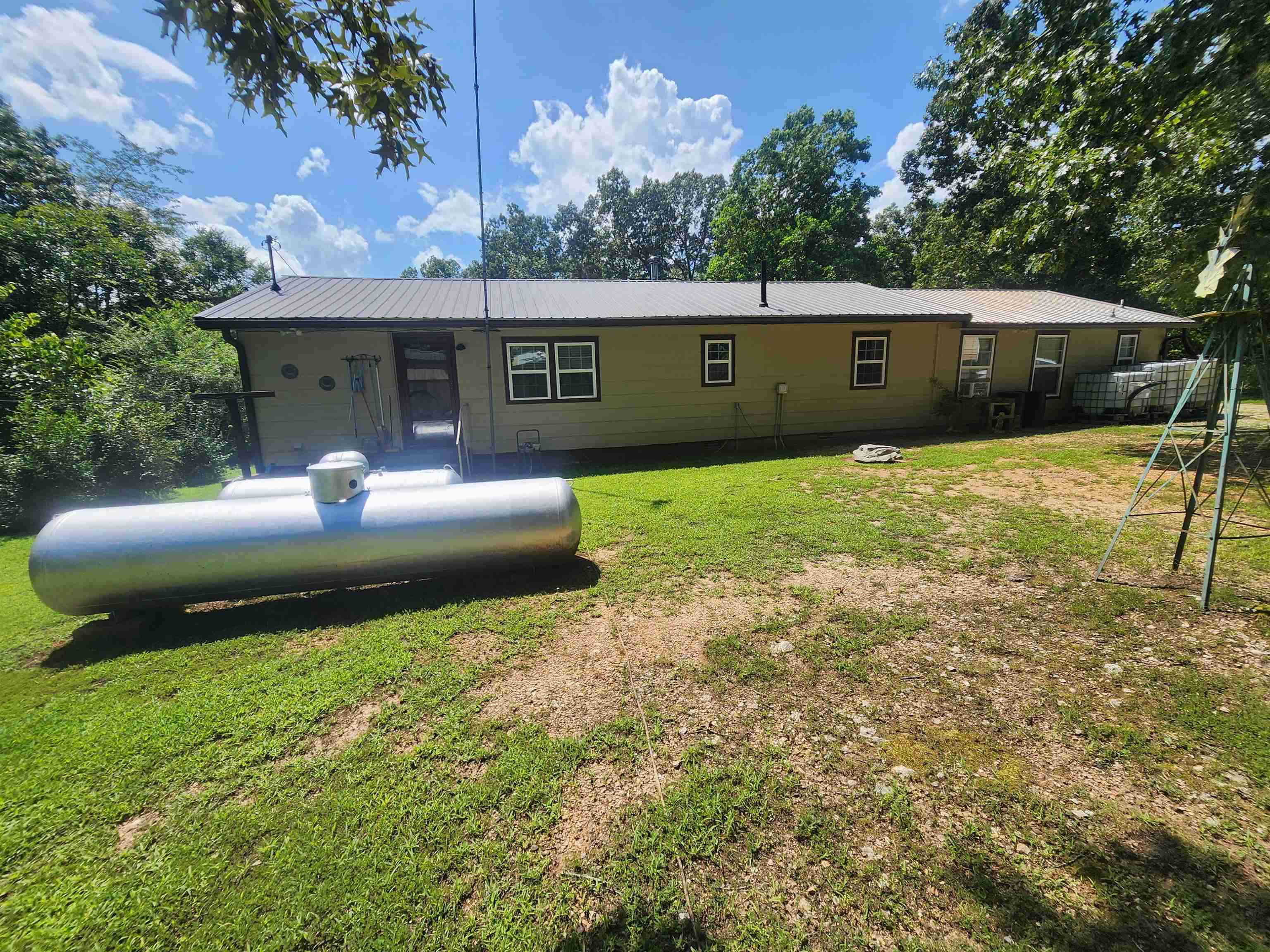 90 Wildwood  Highland, AR