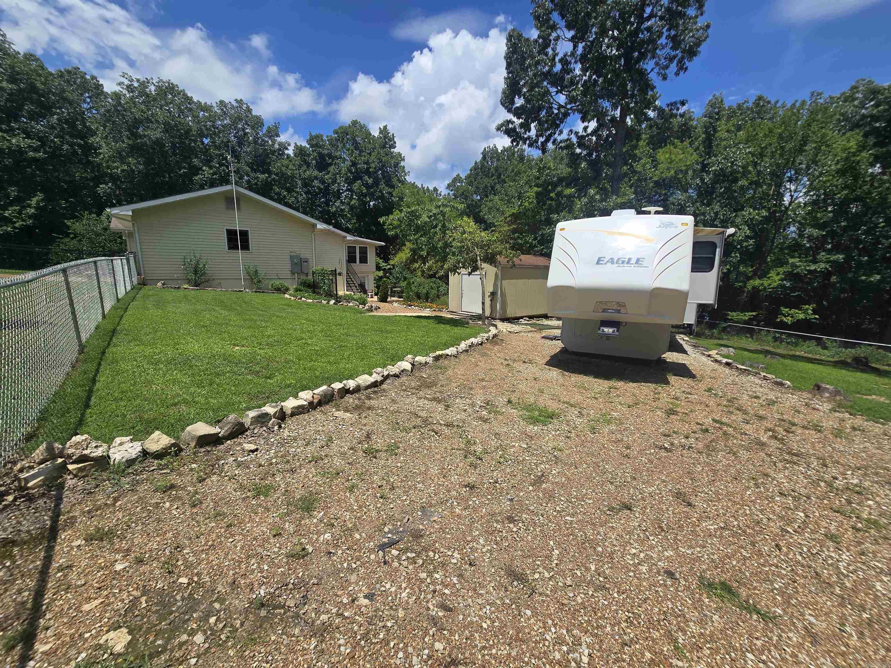 300 Victoria  Horseshoe Bend, AR