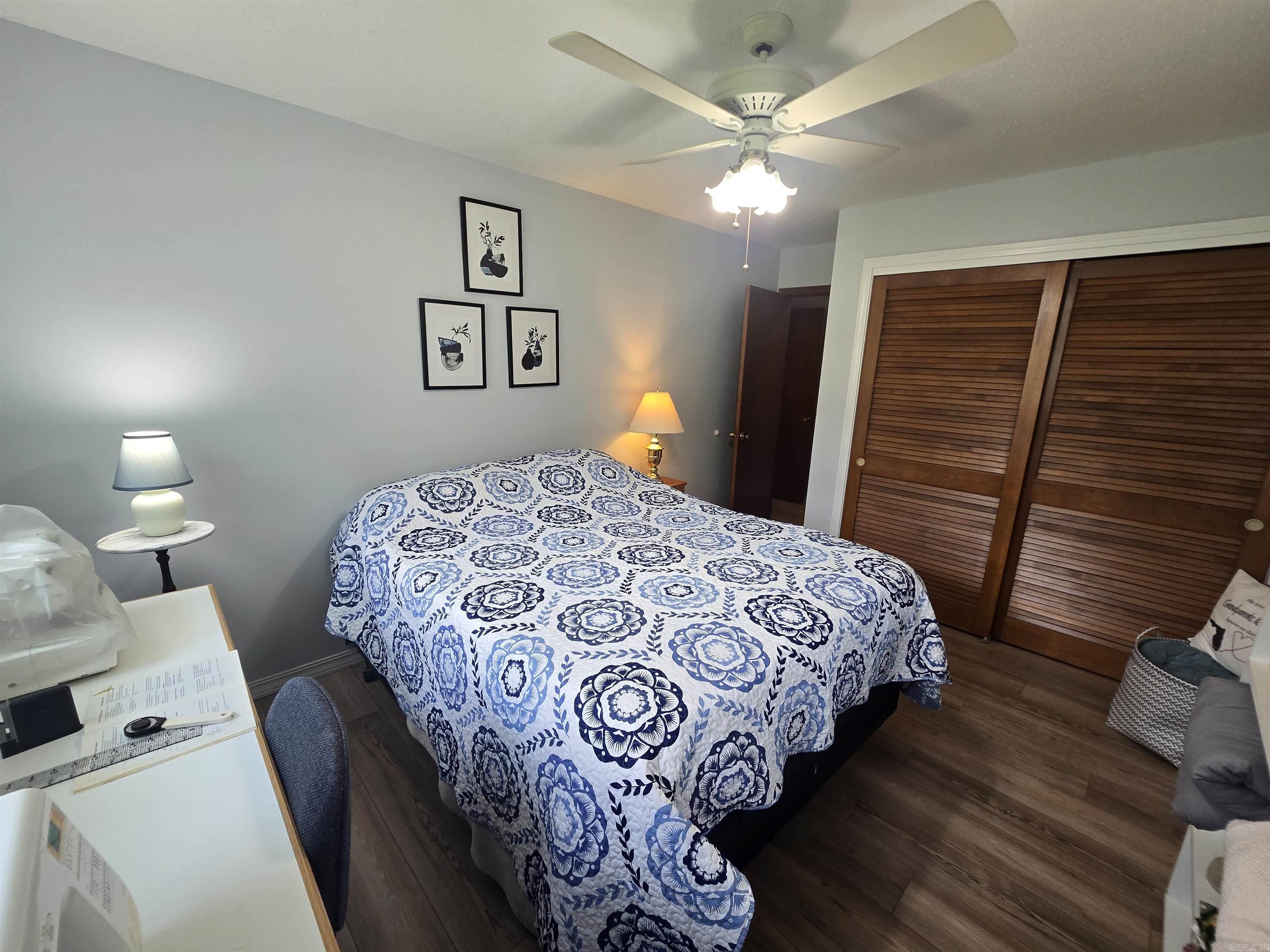 300 Victoria  Horseshoe Bend, AR