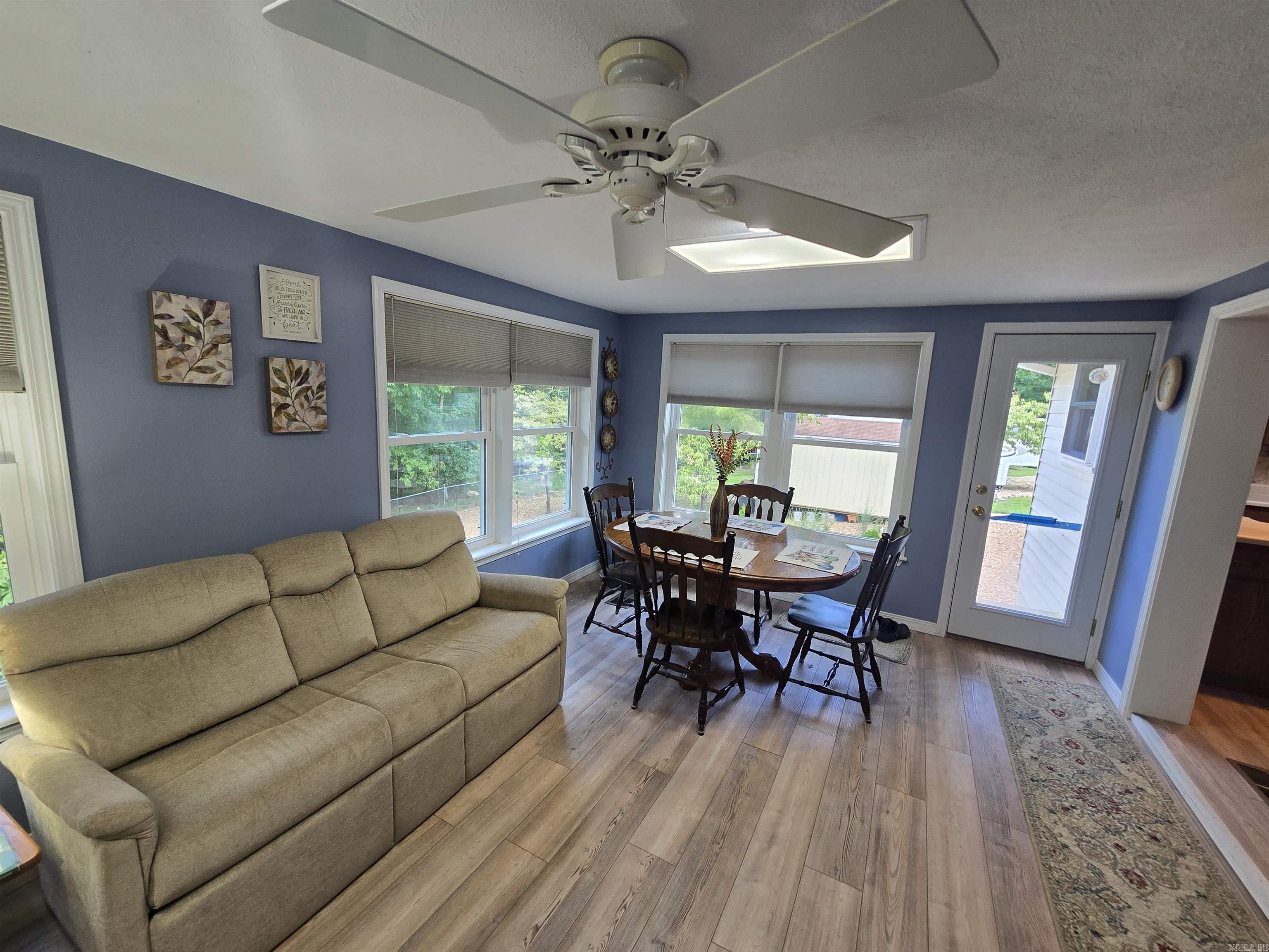 300 Victoria  Horseshoe Bend, AR