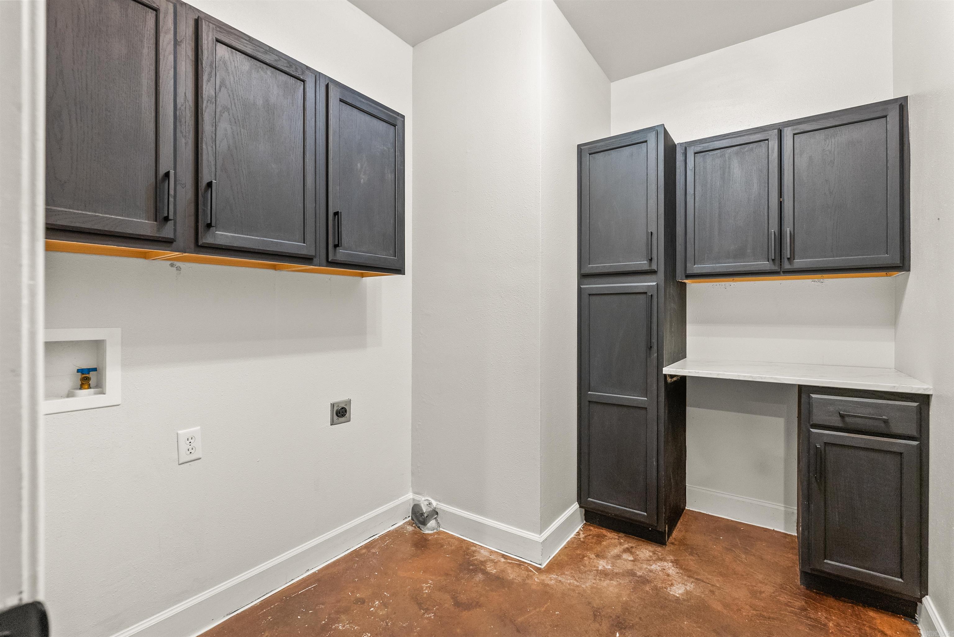 16 Summer Hill Dr  Greenbrier, AR