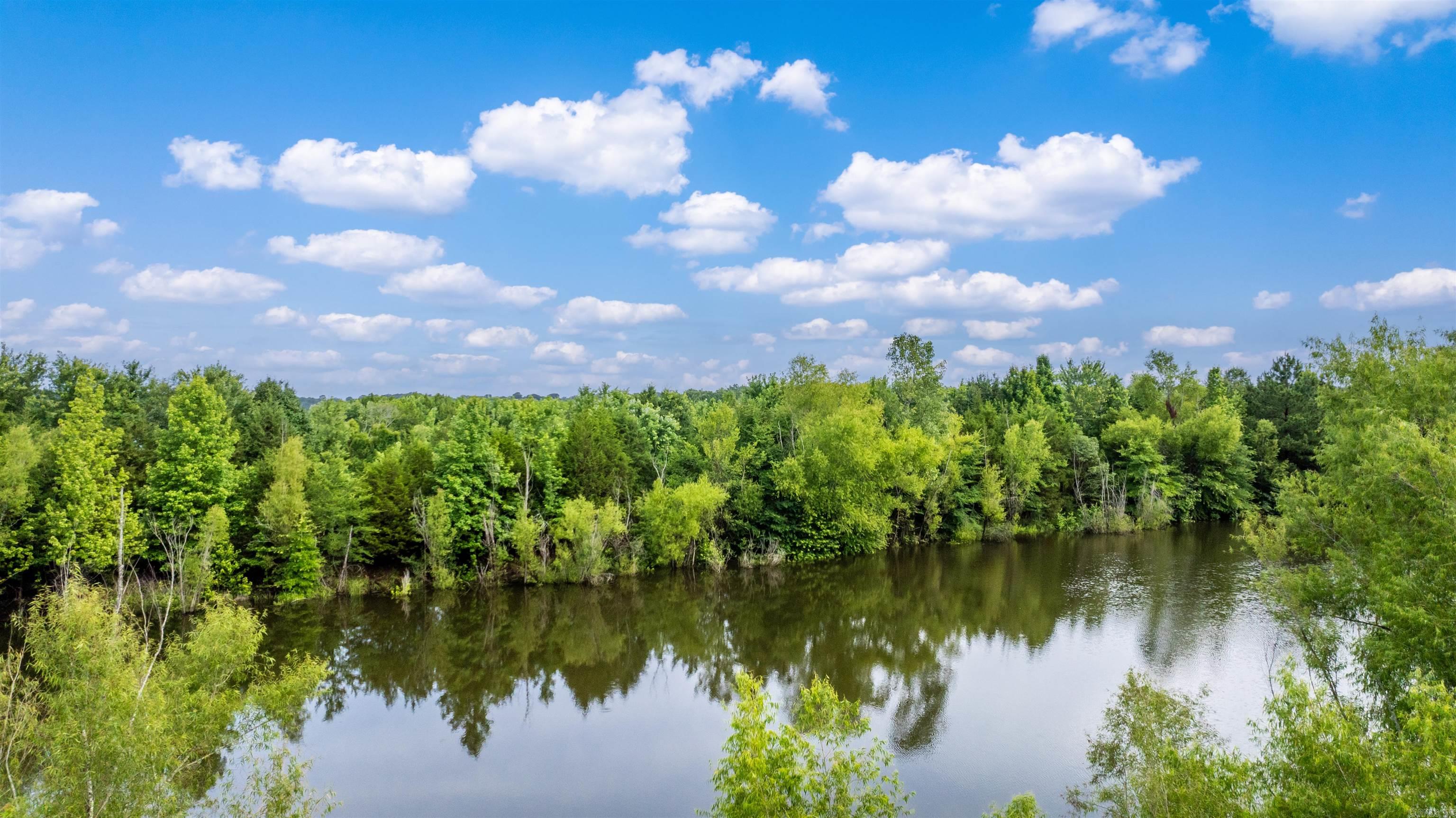 16 Summer Hill Dr  Greenbrier, AR