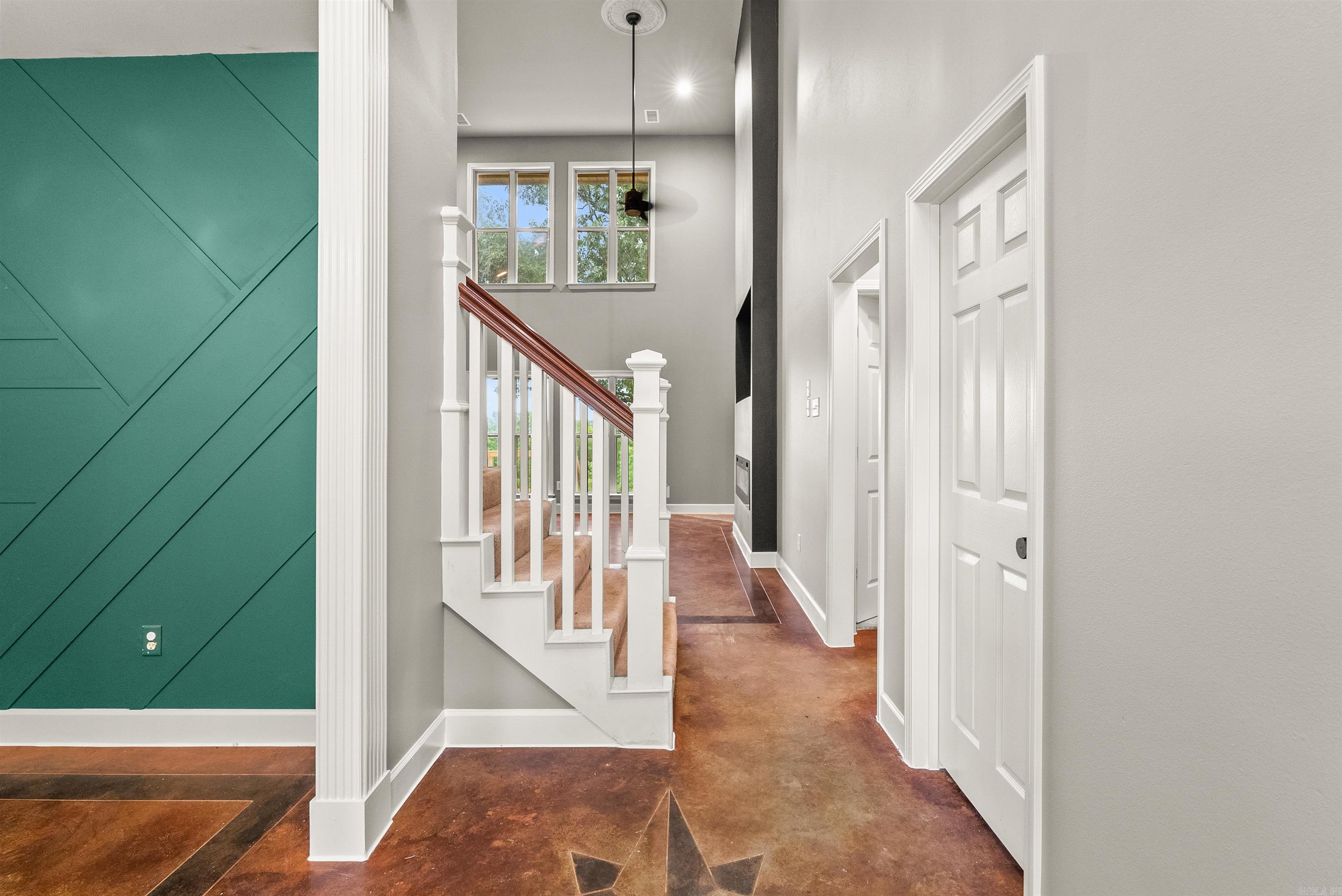16 Summer Hill Dr  Greenbrier, AR