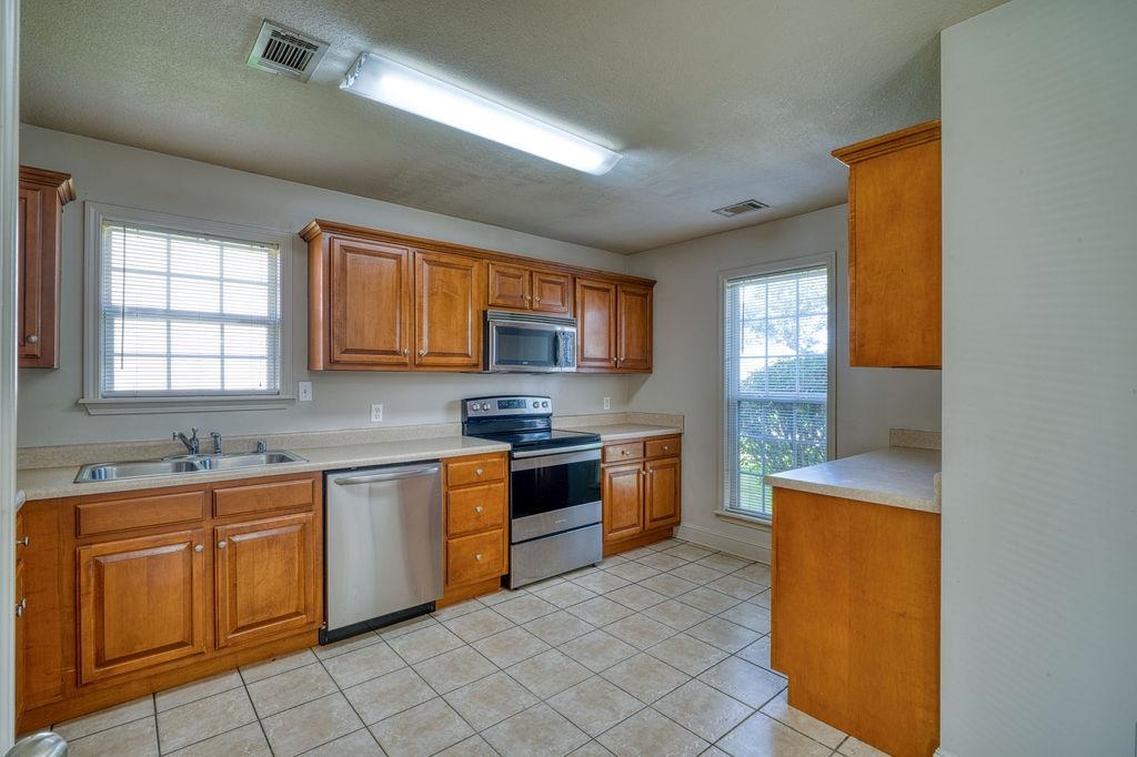 1312 Hemingway  Jonesboro, AR