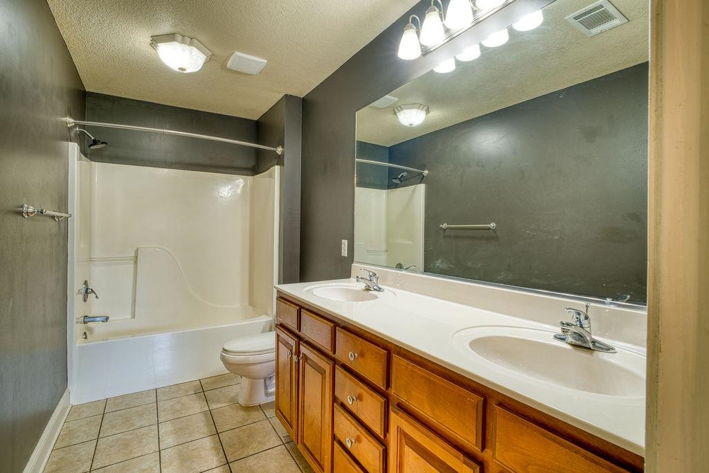1312 Hemingway  Jonesboro, AR