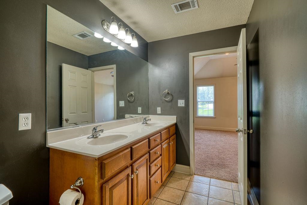 1312 Hemingway  Jonesboro, AR