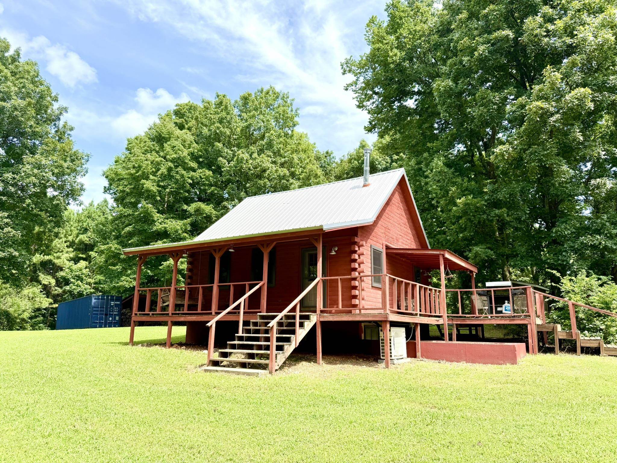 2061 McKnight Road  Guion, AR