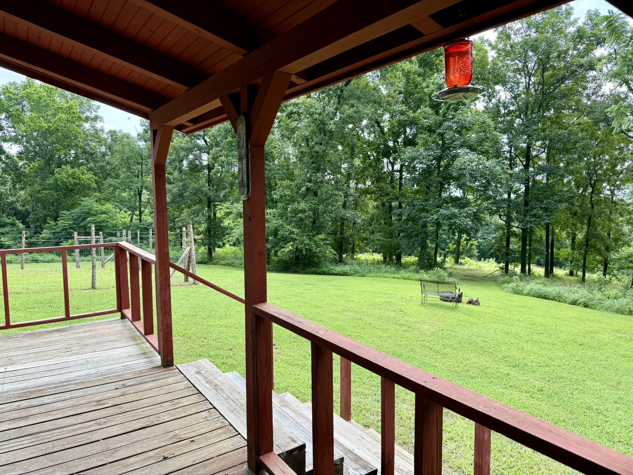 2061 McKnight Road  Guion, AR
