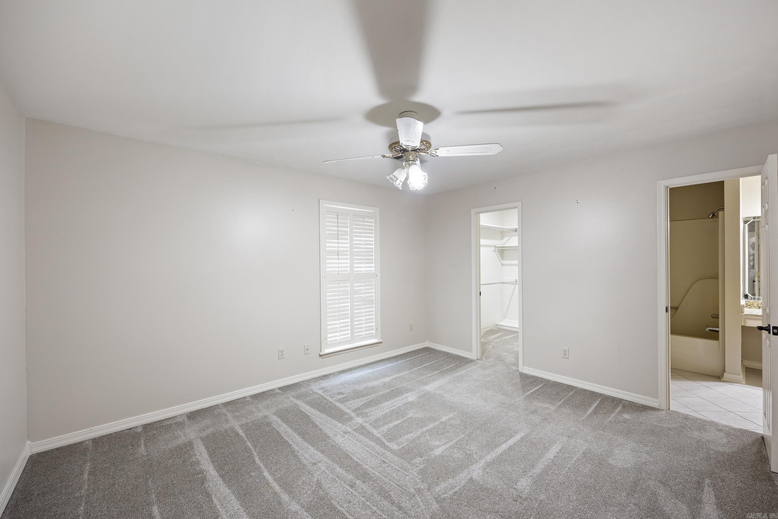 2916 Highland Dr  Russellville, AR