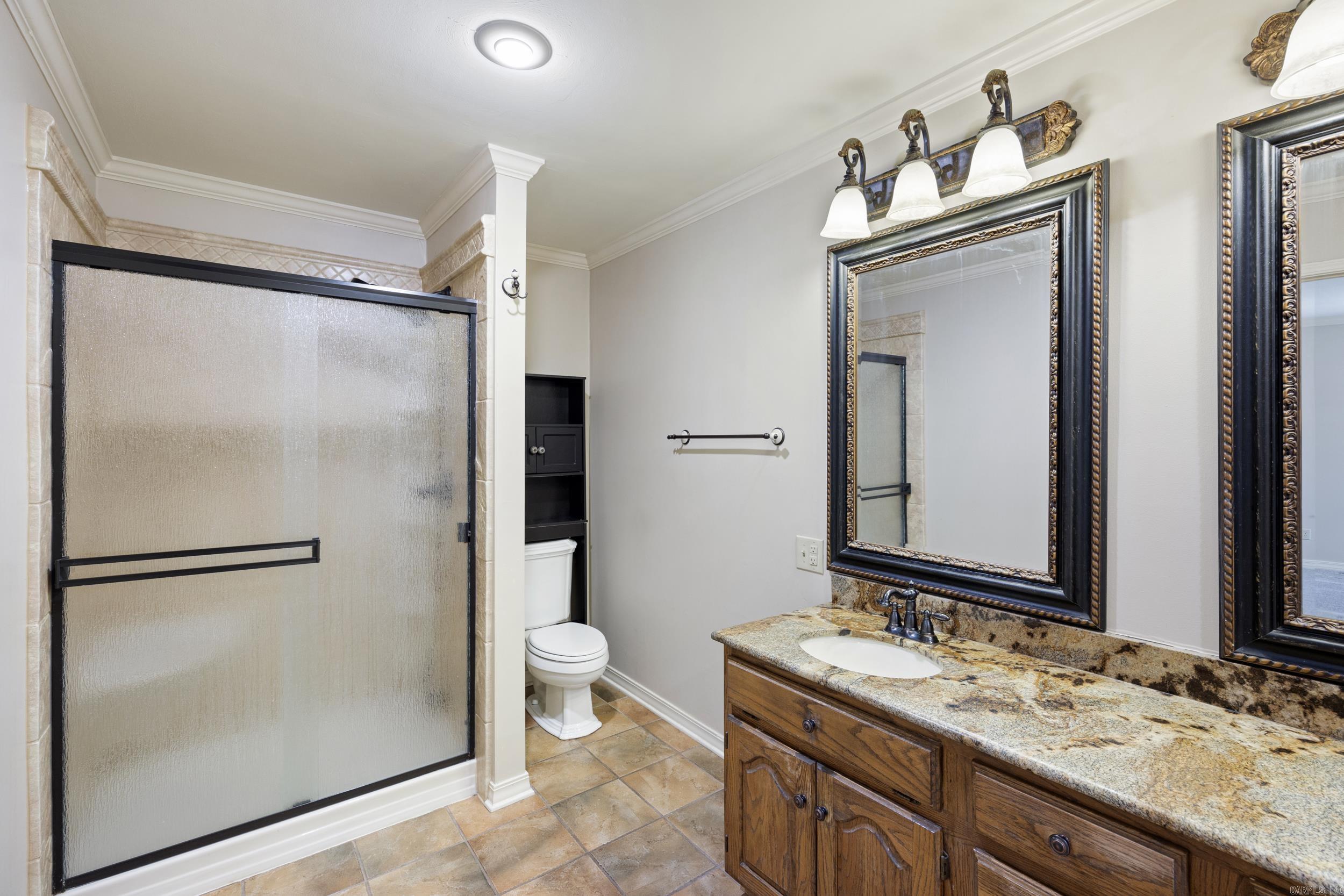 2916 Highland Dr  Russellville, AR