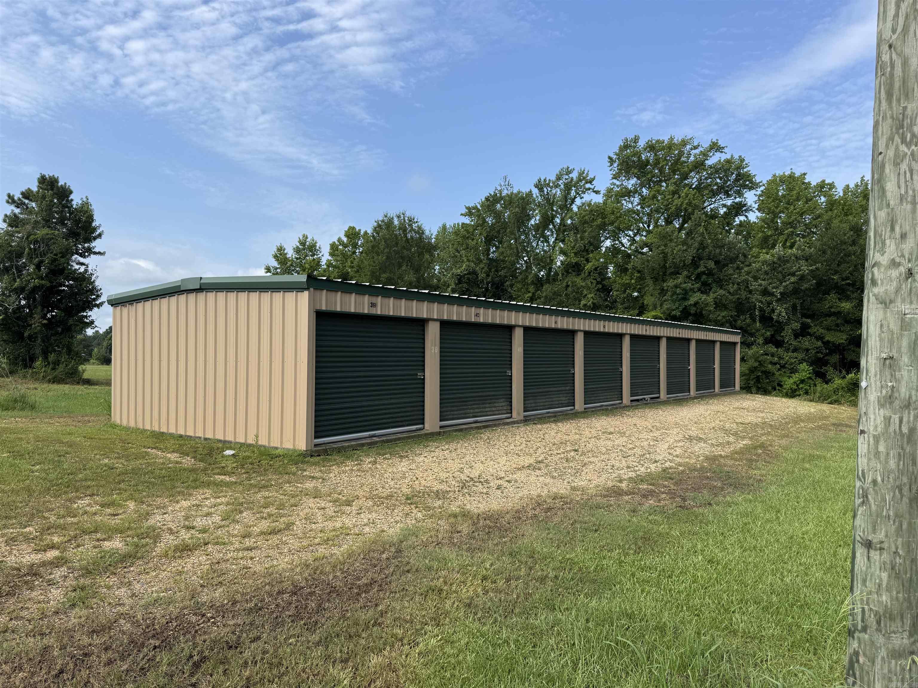 220 Farmville Rd  Hermitage, AR