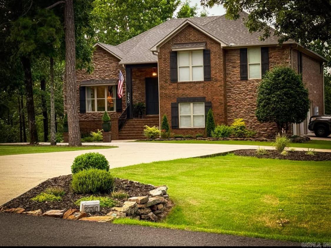 2730 Collins  Conway, AR