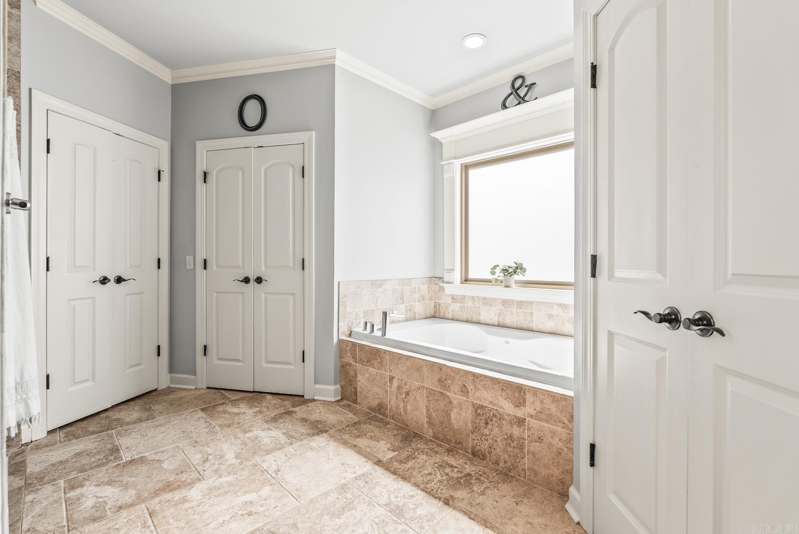 117 Breckenridge Lane  Maumelle, AR