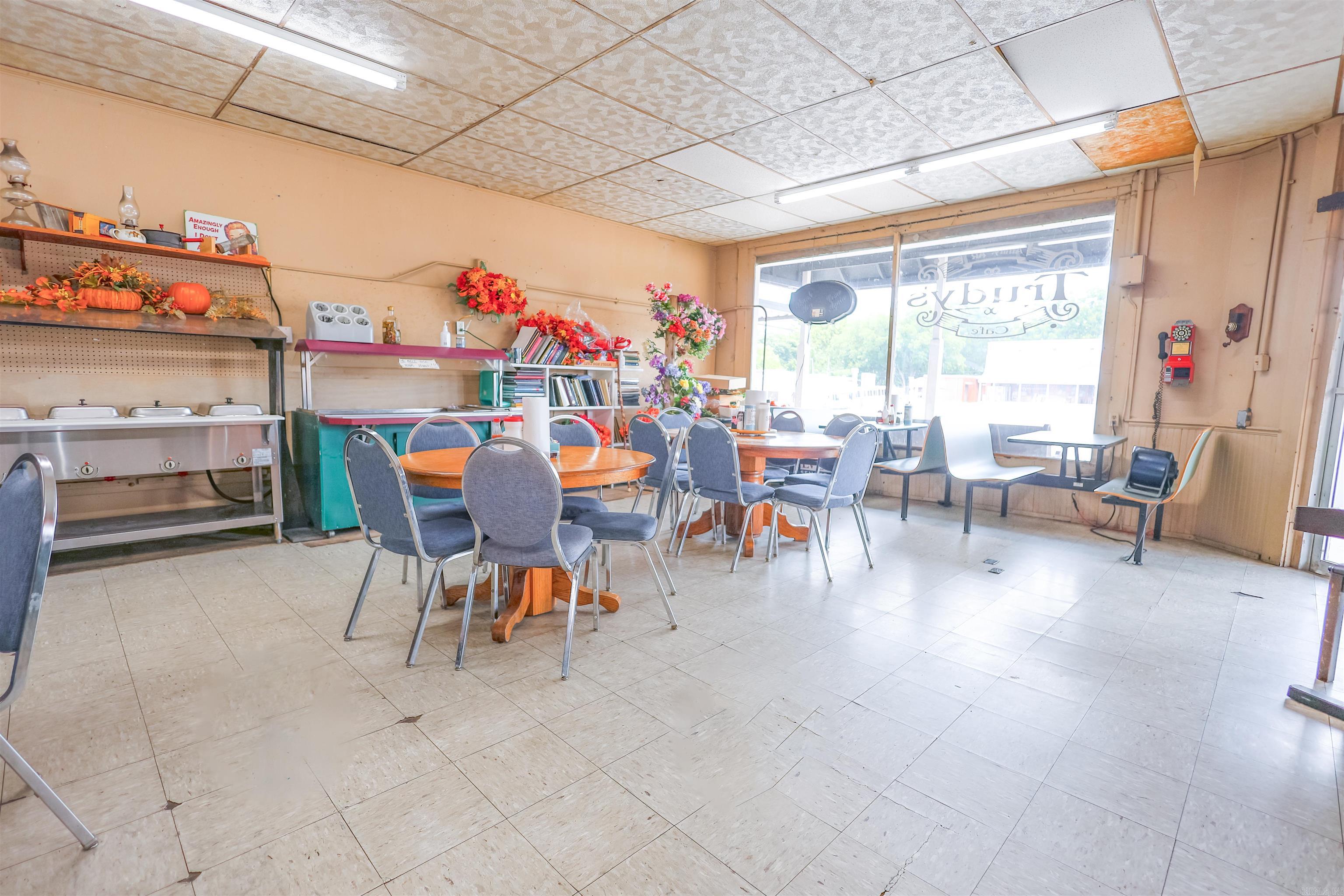 103 W Thompson  Amity, AR