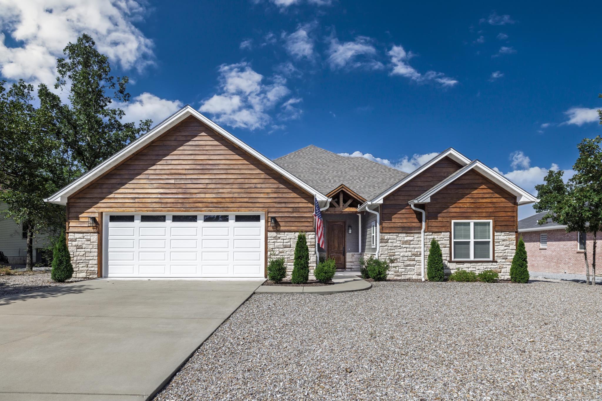 171 Cifuentes  Hot Springs Village, AR