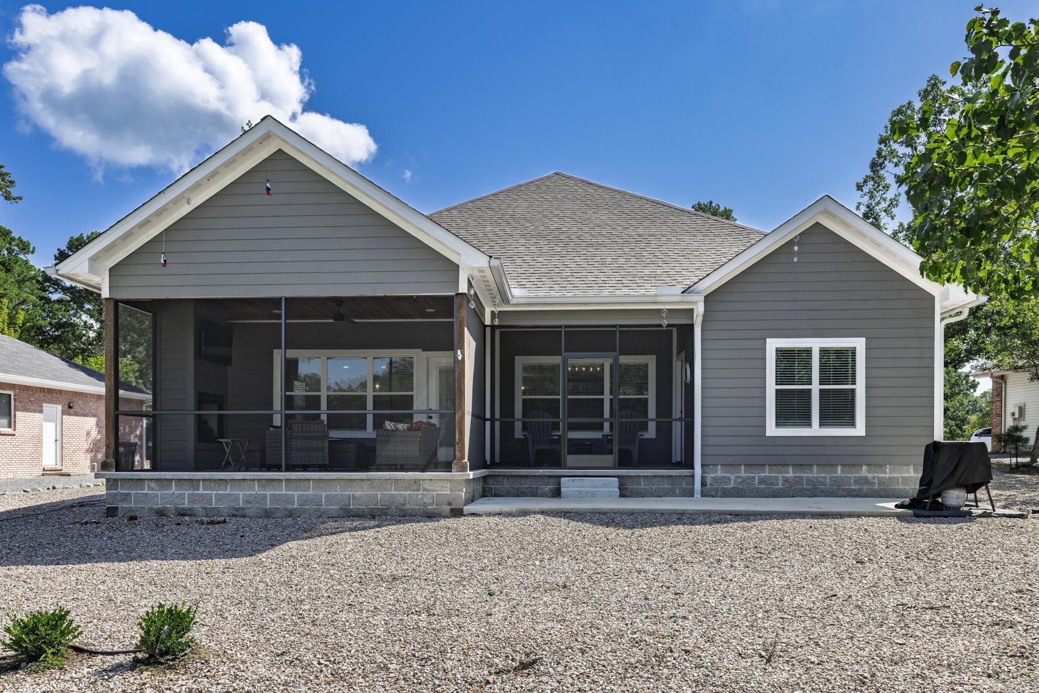 171 Cifuentes  Hot Springs Village, AR
