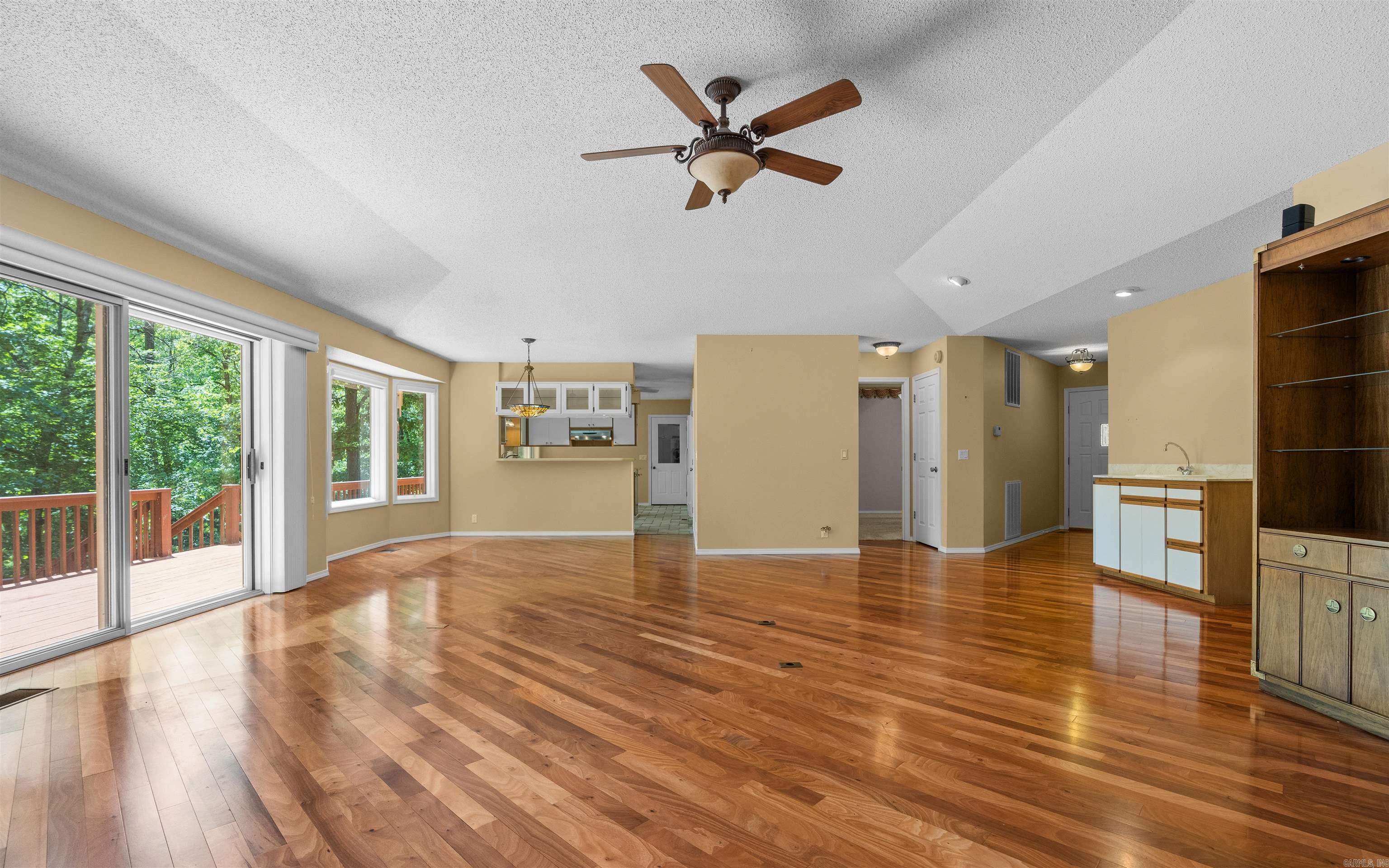 25 Costa Del Lago  Hot Springs Village, AR