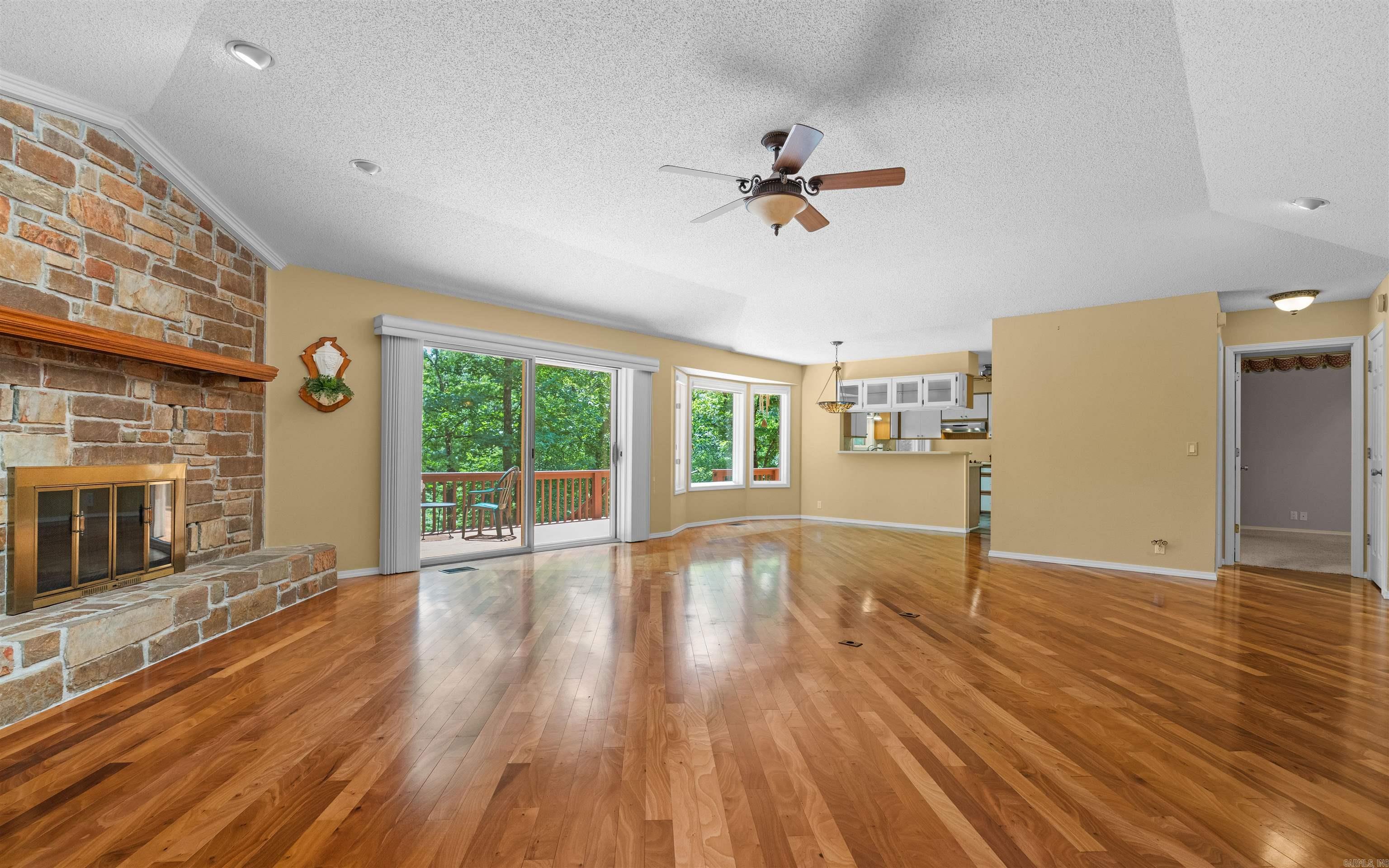 25 Costa Del Lago  Hot Springs Village, AR