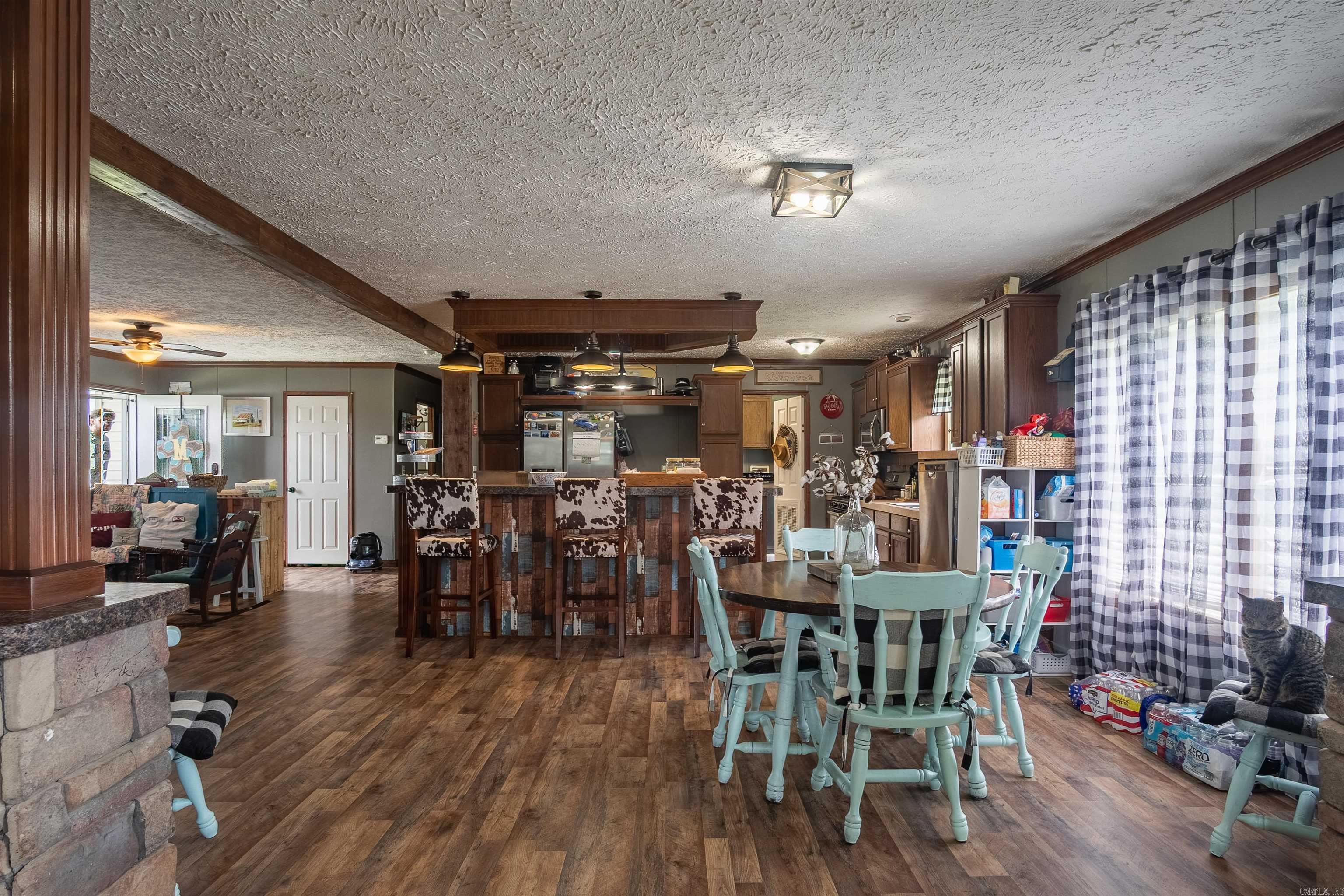 1514 Budd Creek Road  Greers Ferry, AR