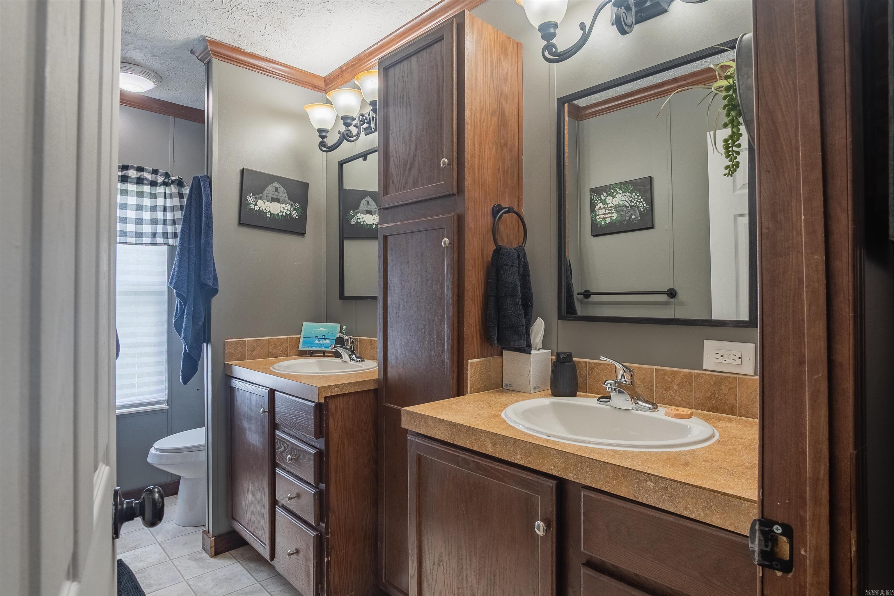 1514 Budd Creek Road  Greers Ferry, AR