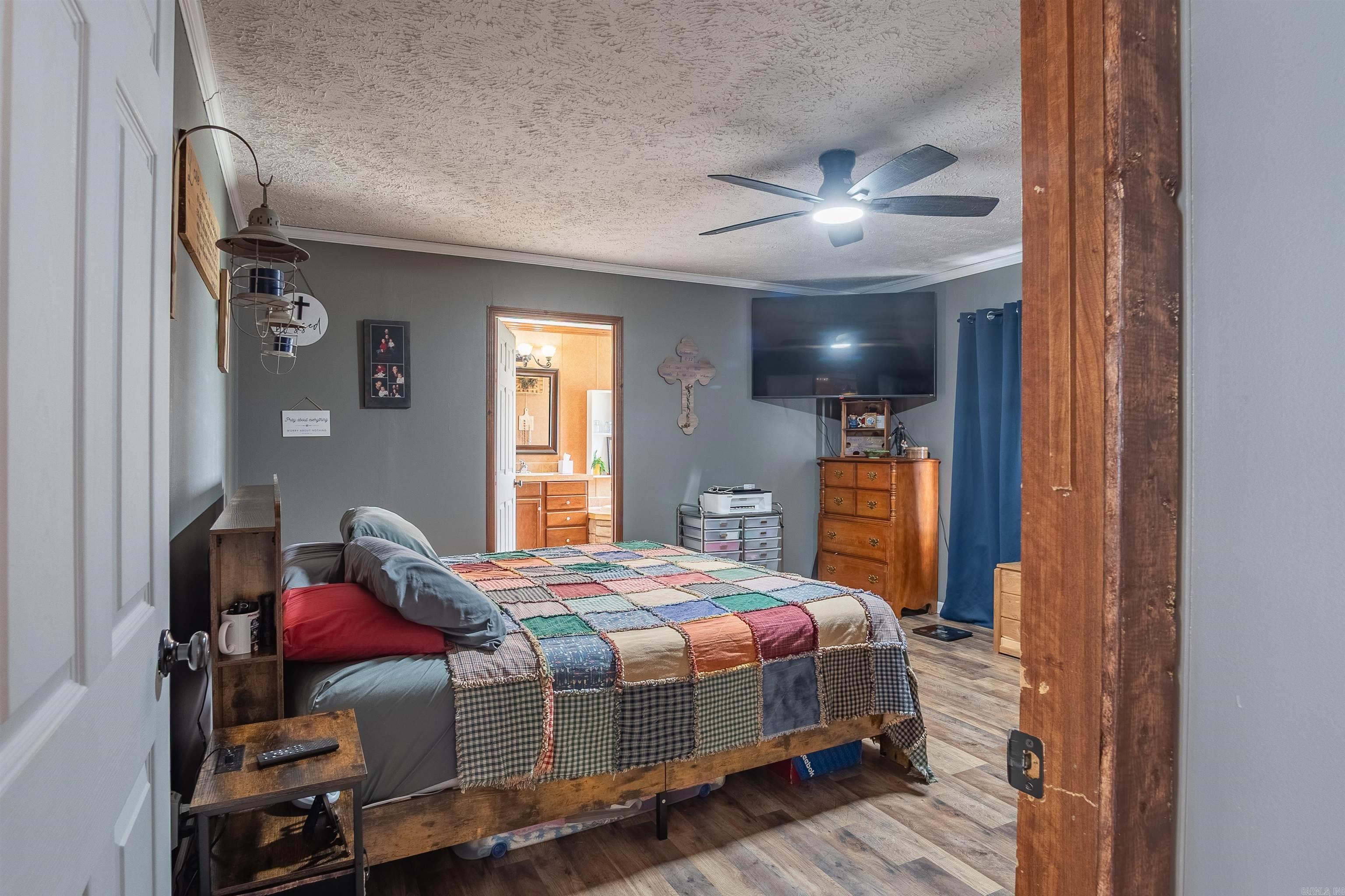 1514 Budd Creek Road  Greers Ferry, AR