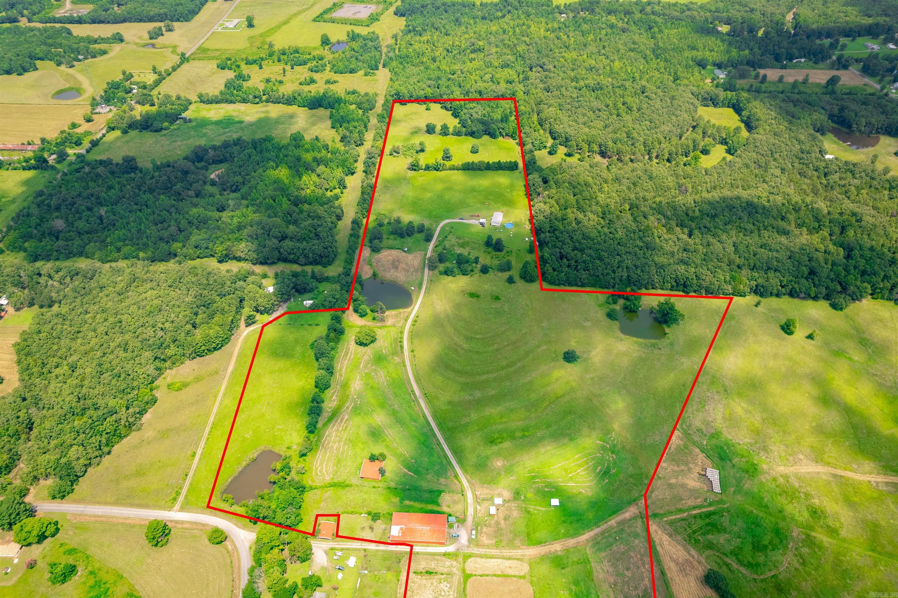 1514 Budd Creek Road  Greers Ferry, AR