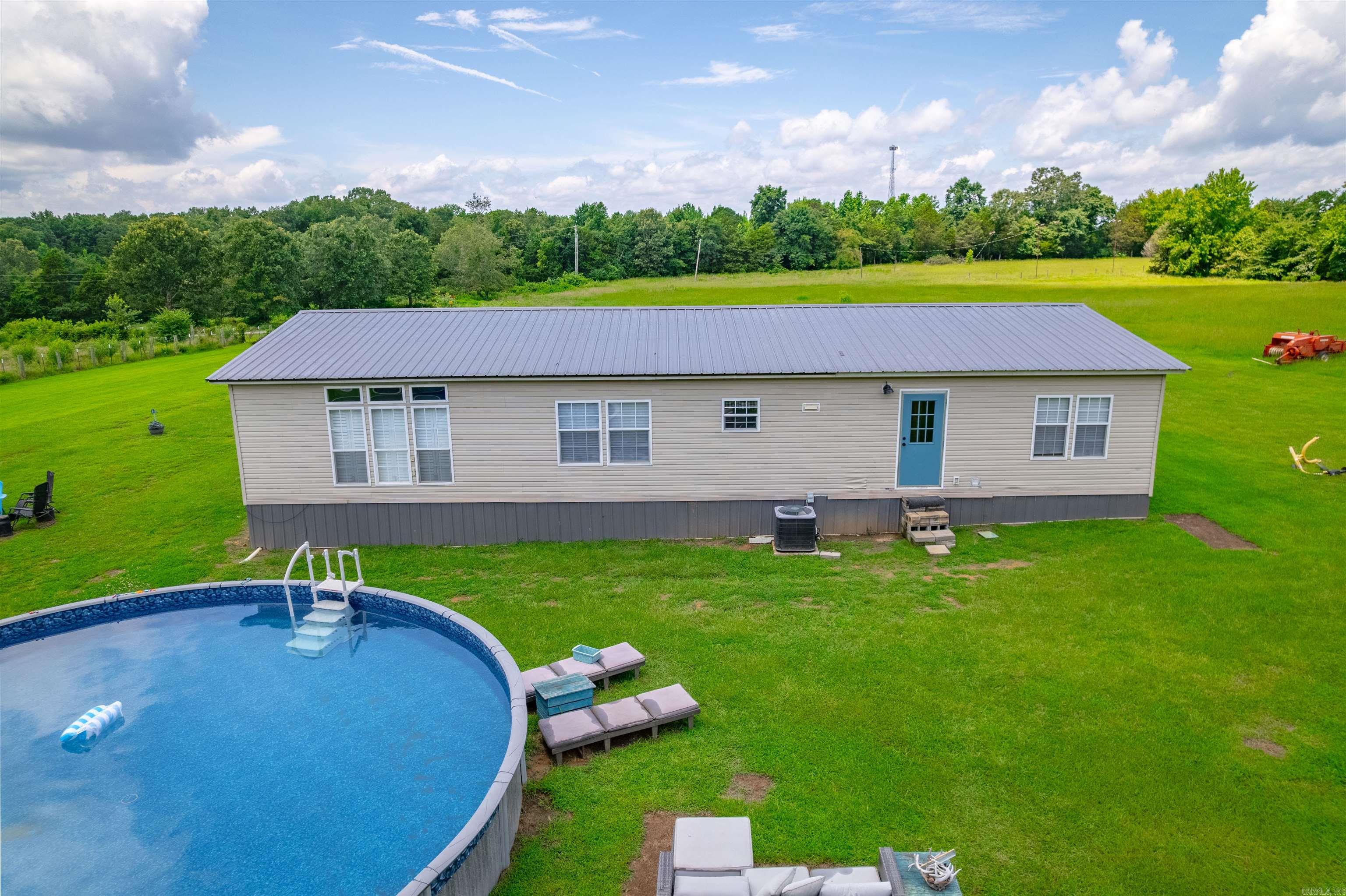 1514 Budd Creek Road  Greers Ferry, AR