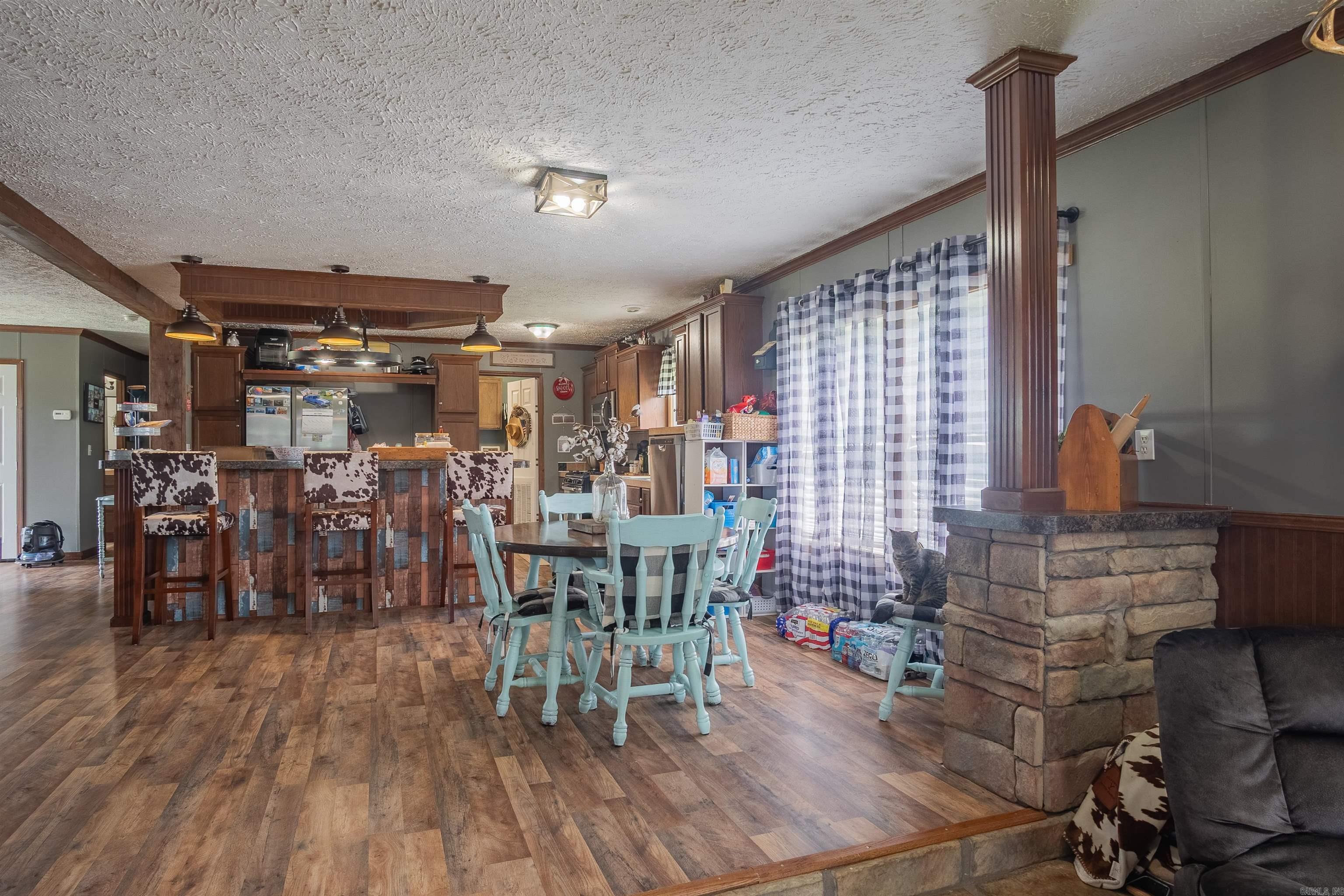 1514 Budd Creek Road  Greers Ferry, AR