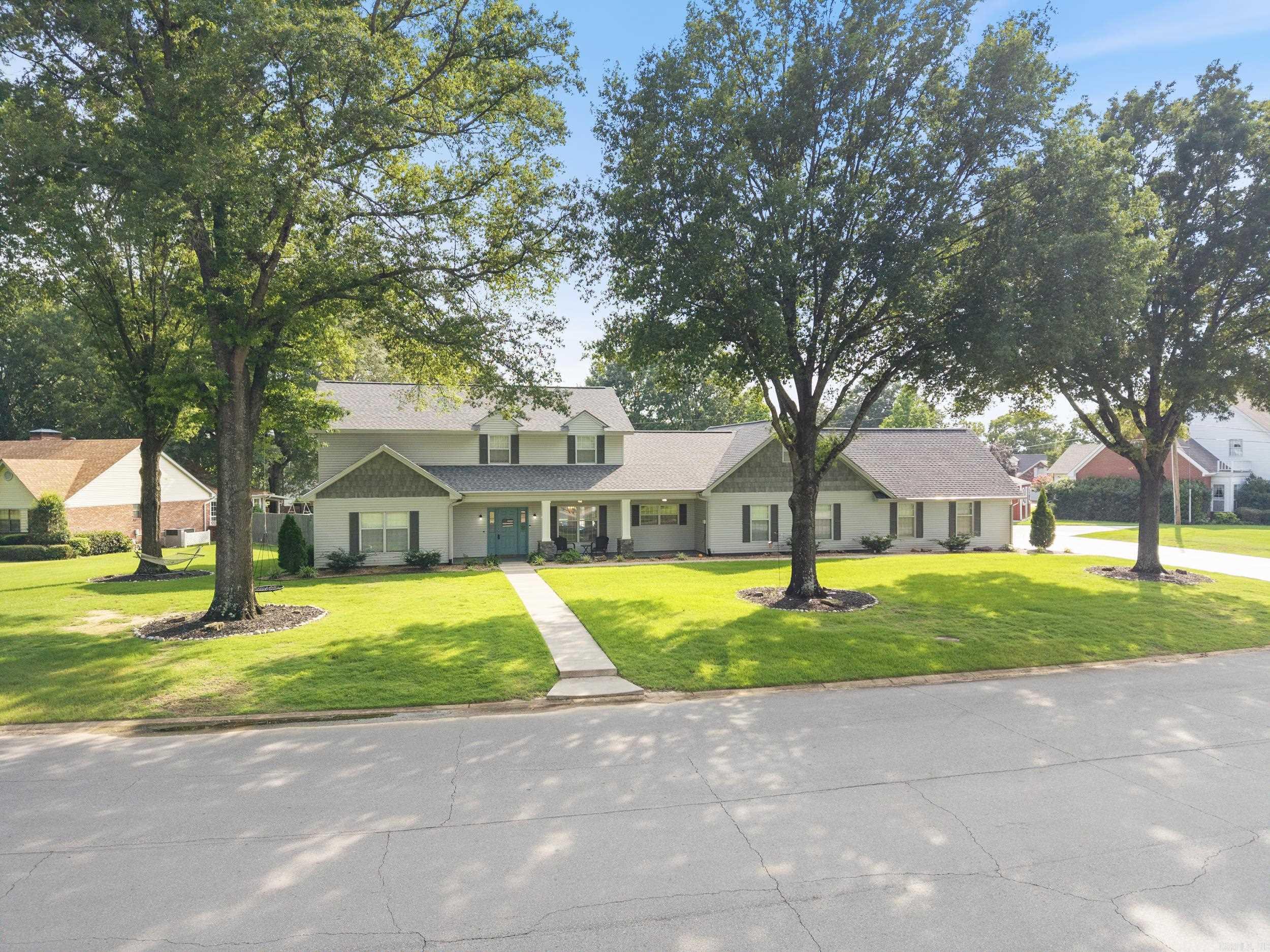 7 River Oaks  Searcy, AR