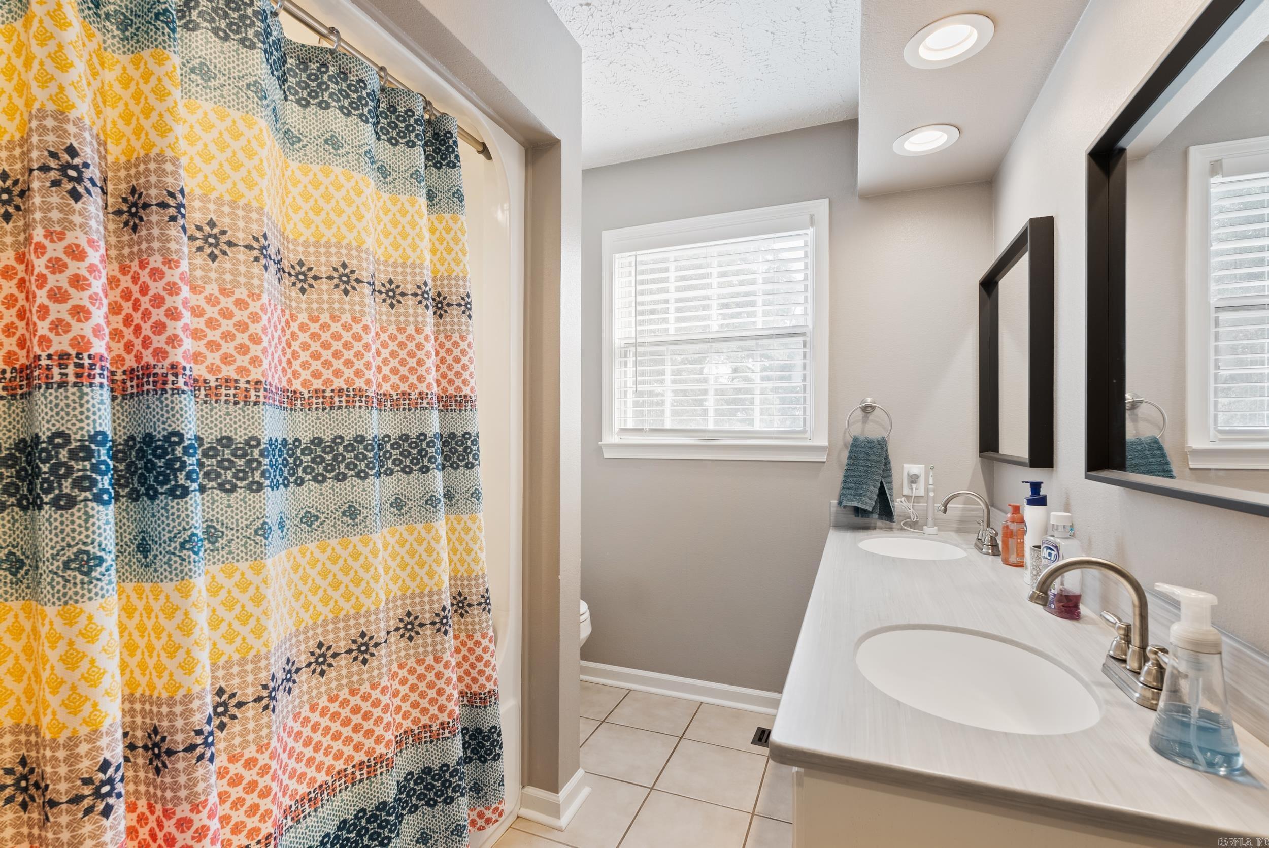 7 River Oaks  Searcy, AR