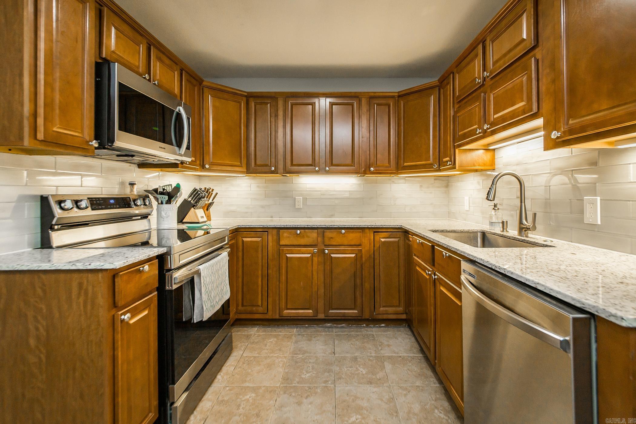 103 shafer  Austin, AR