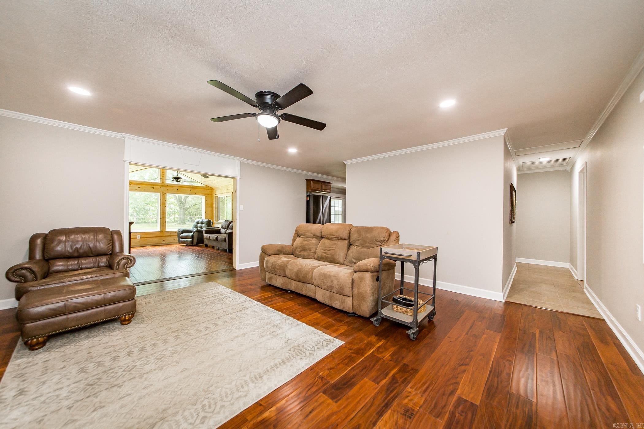 103 shafer  Austin, AR