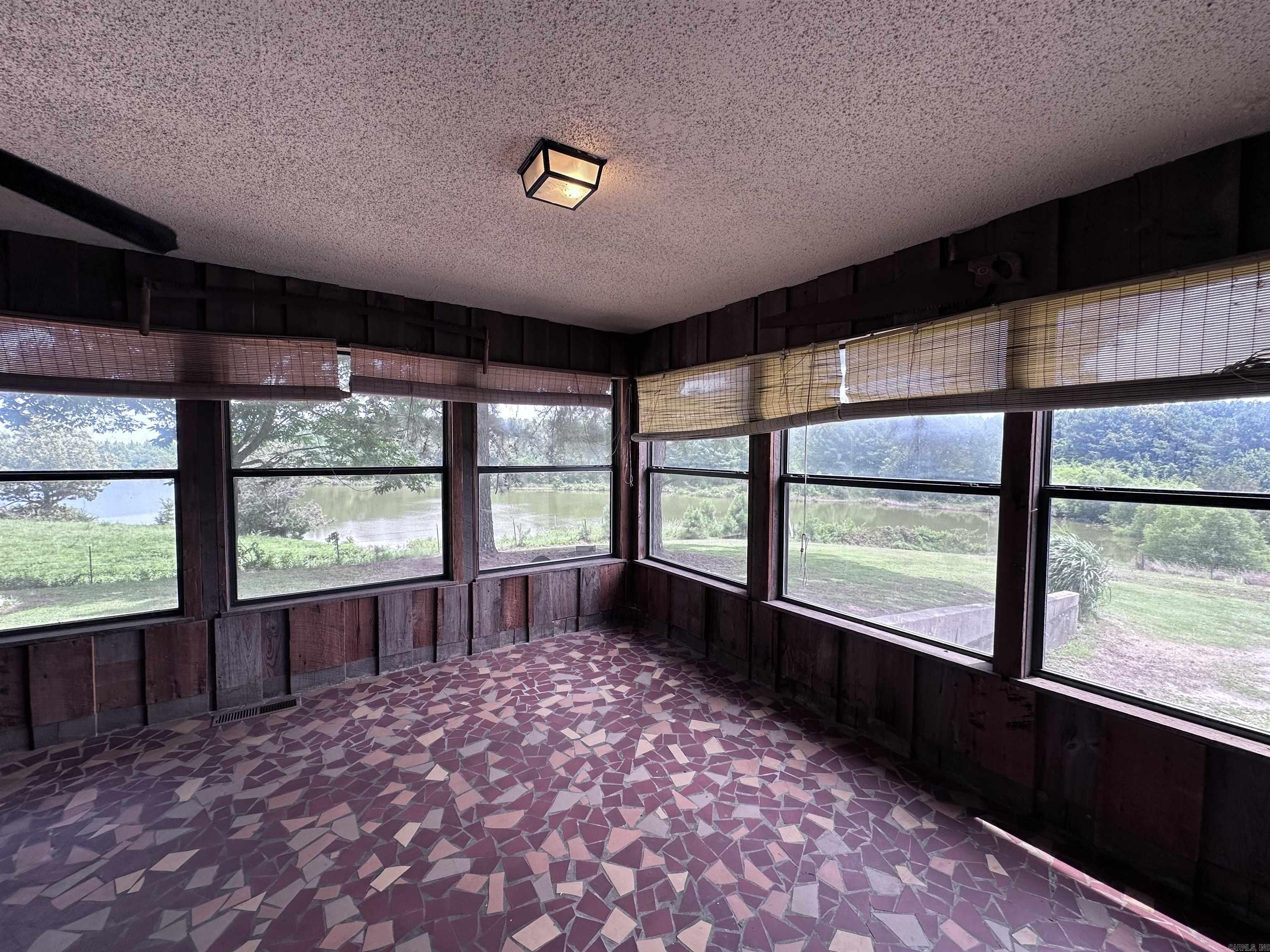 1528 CR 453  Pollard, AR