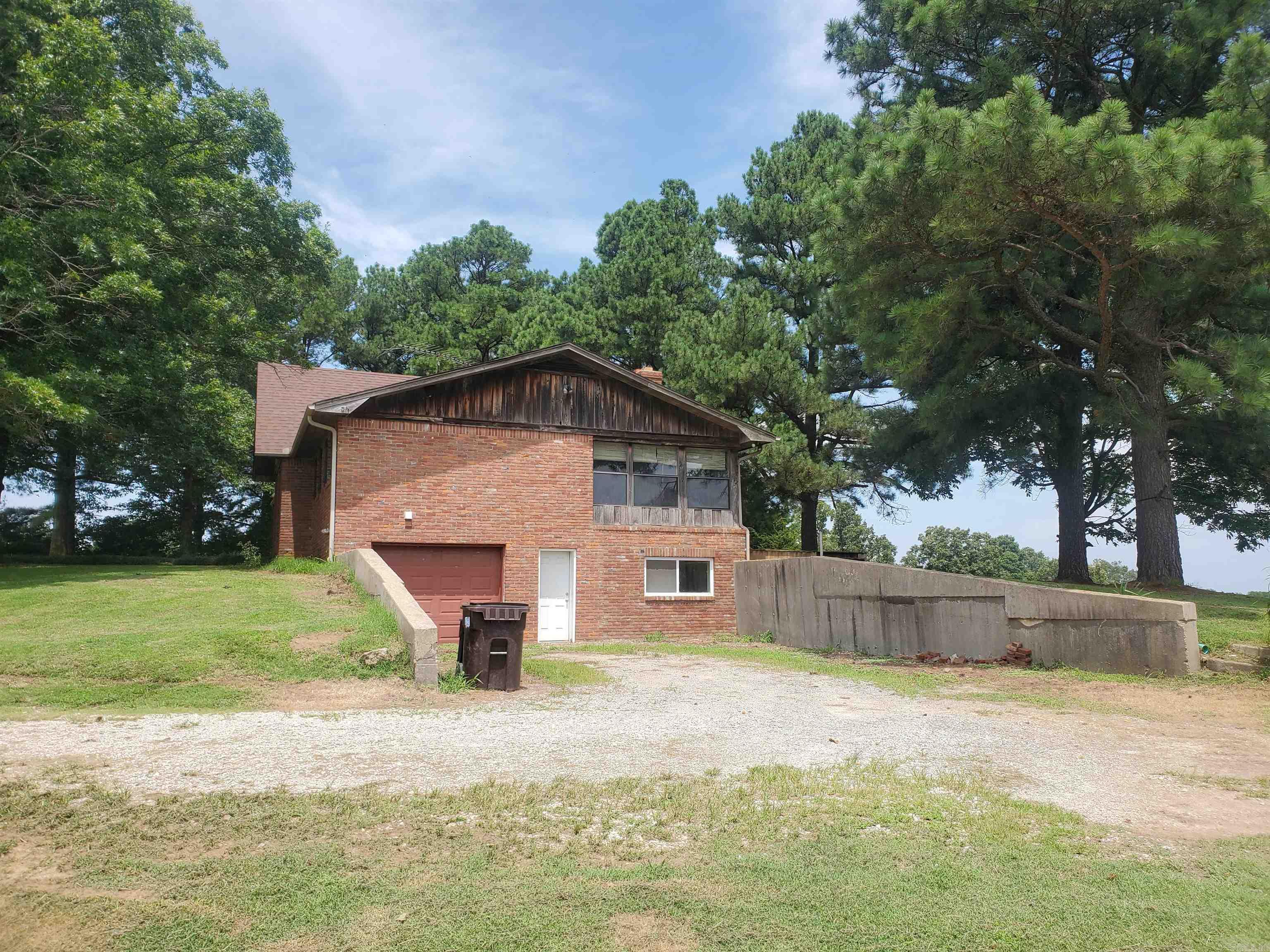 1528 CR 453  Pollard, AR