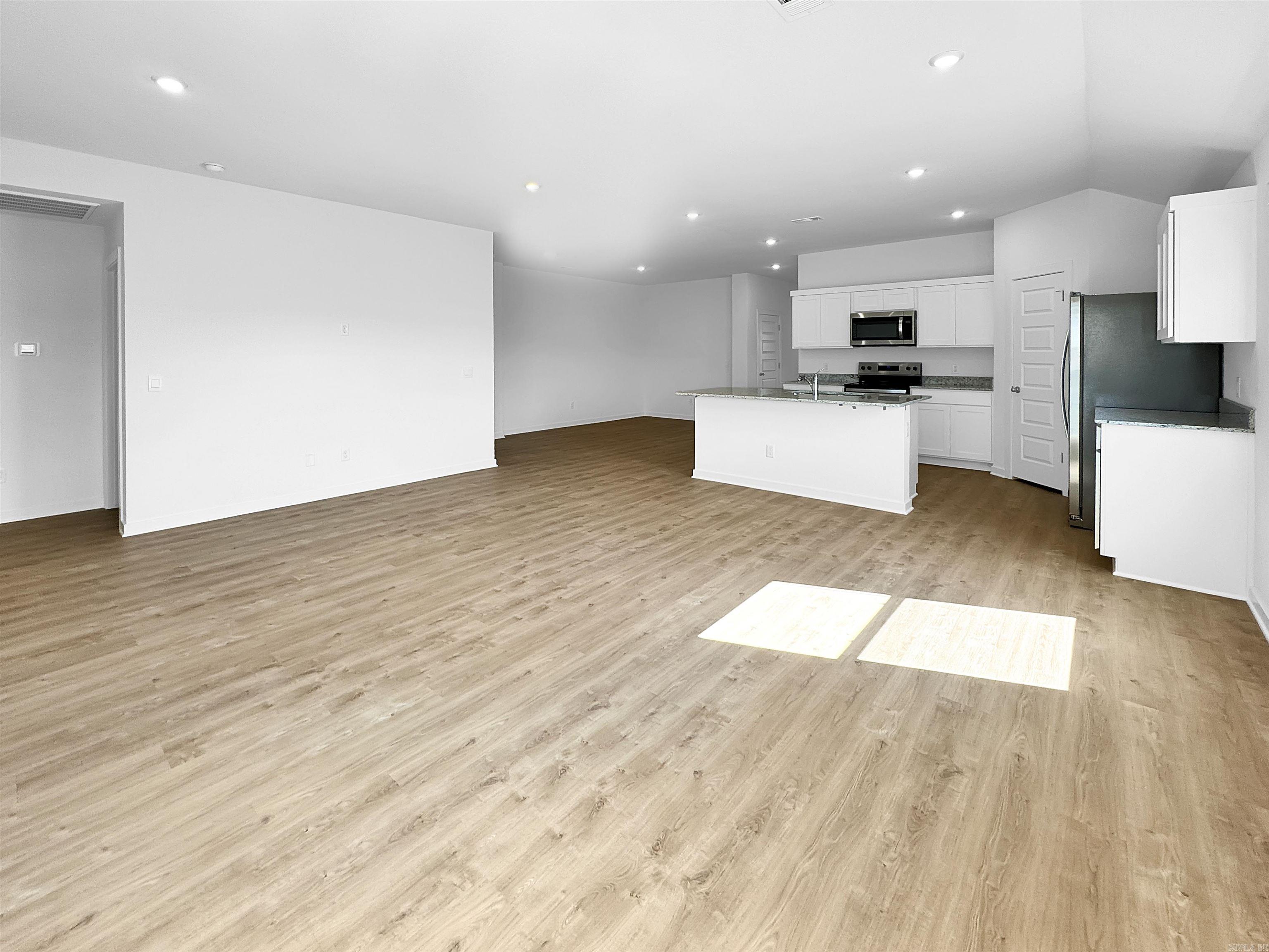 6428 Newark  Bryant, AR