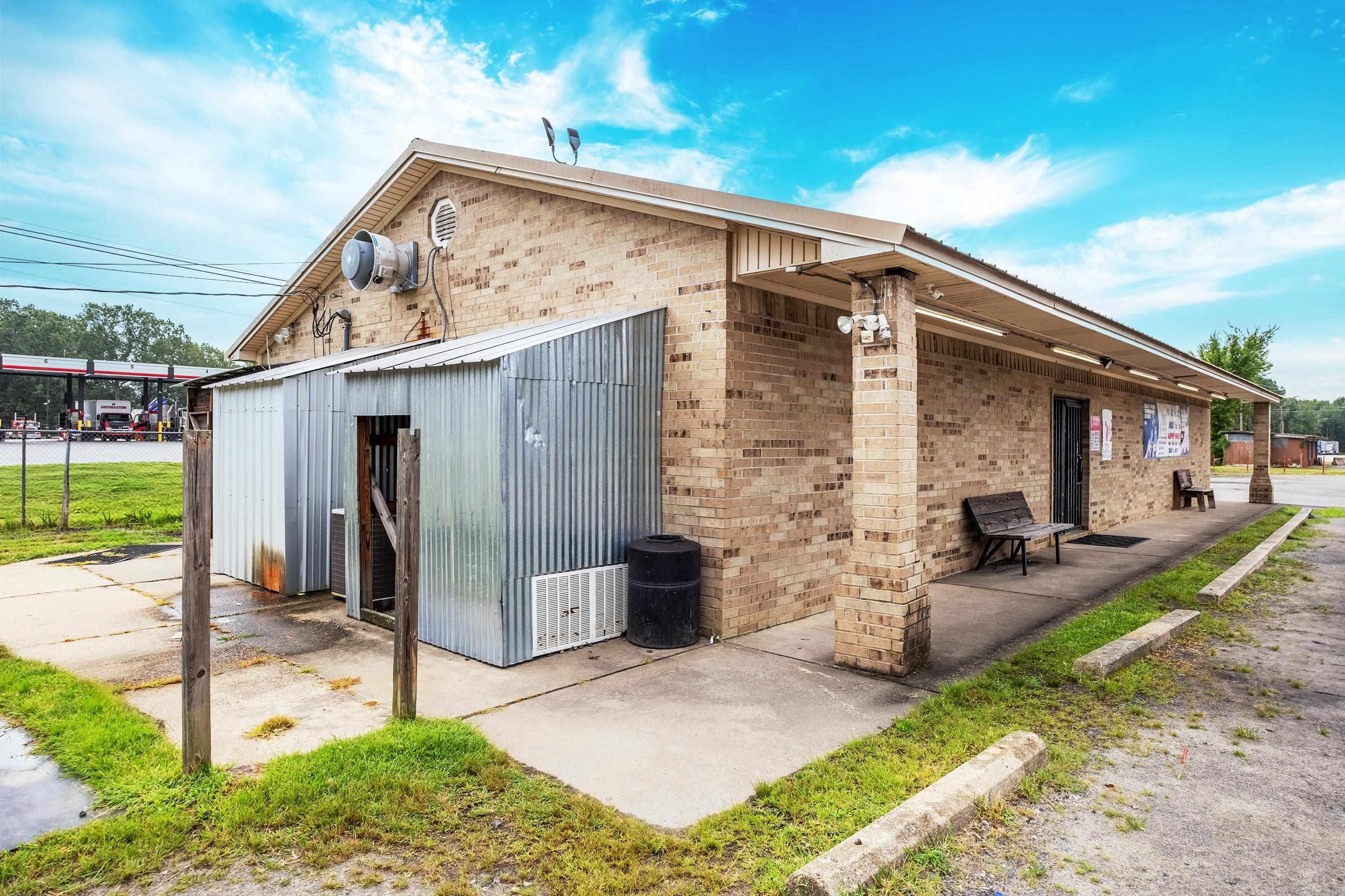 18814 MacArthur  North Little Rock, AR