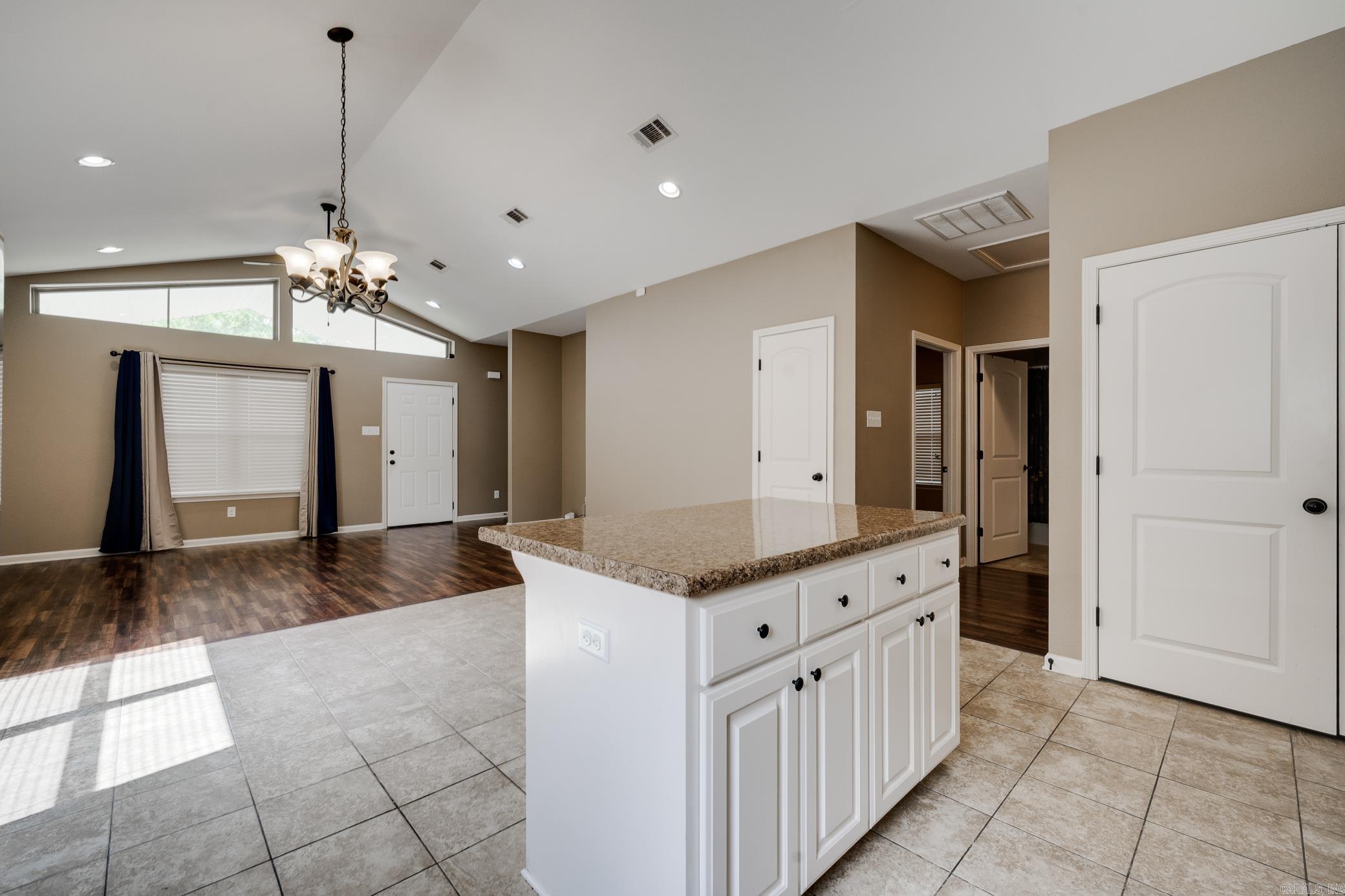 3105 W 13th  Little Rock, AR