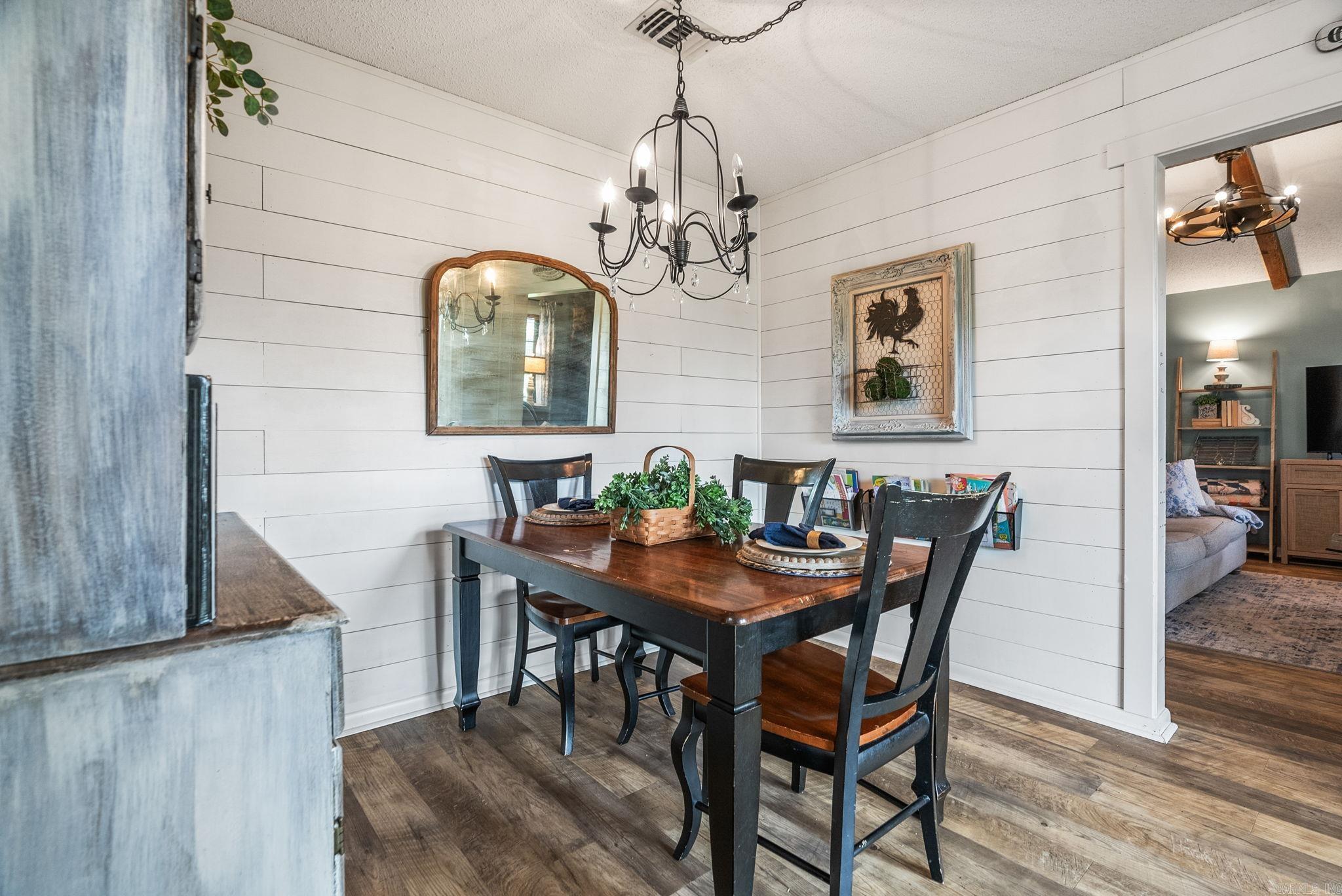 2613 Ozark  North Little Rock, AR