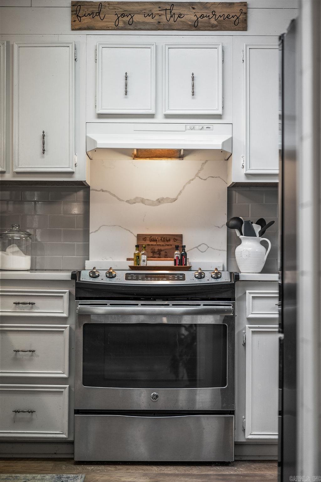 2613 Ozark  North Little Rock, AR