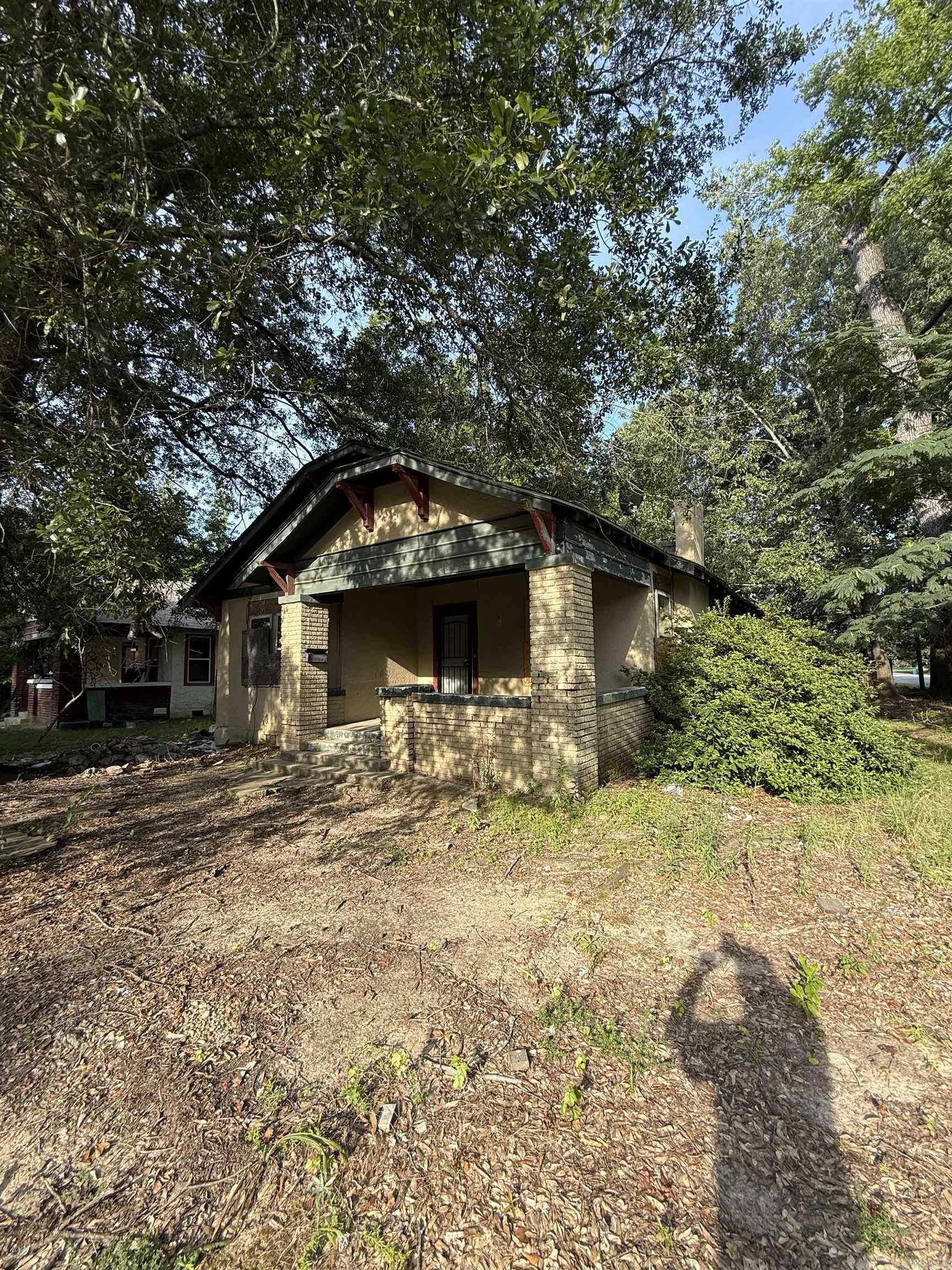 3000 S Poplar  Pine Bluff, AR