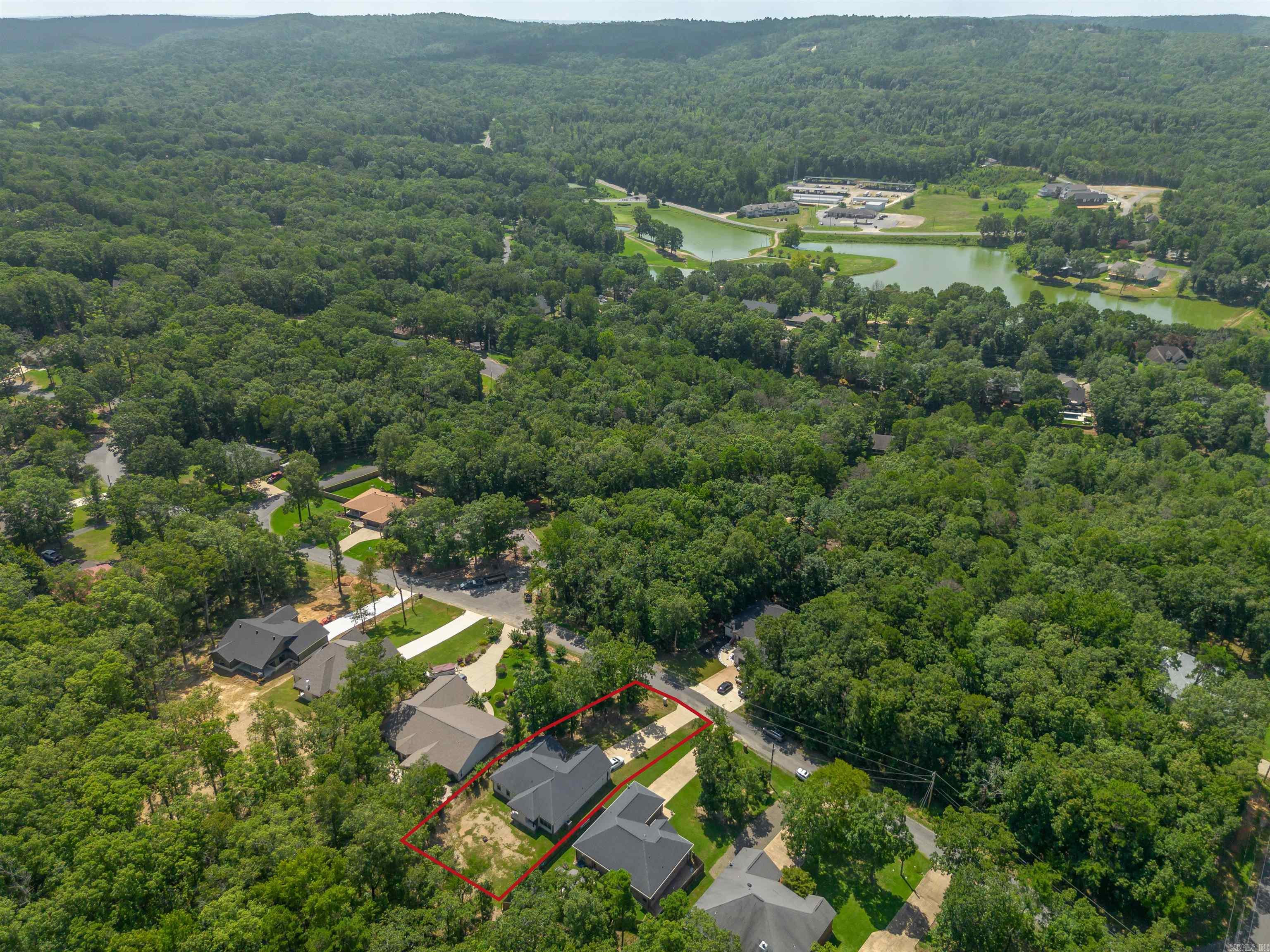 216 Diamondhead  Hot Springs, AR