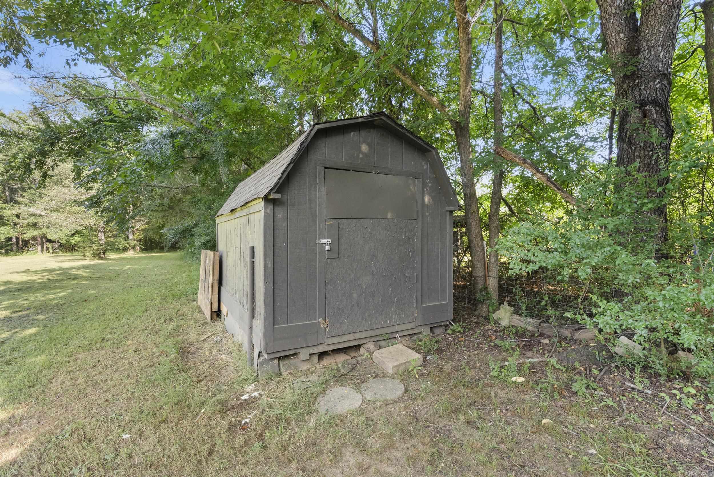 24 Mini Farm  Vilonia, AR
