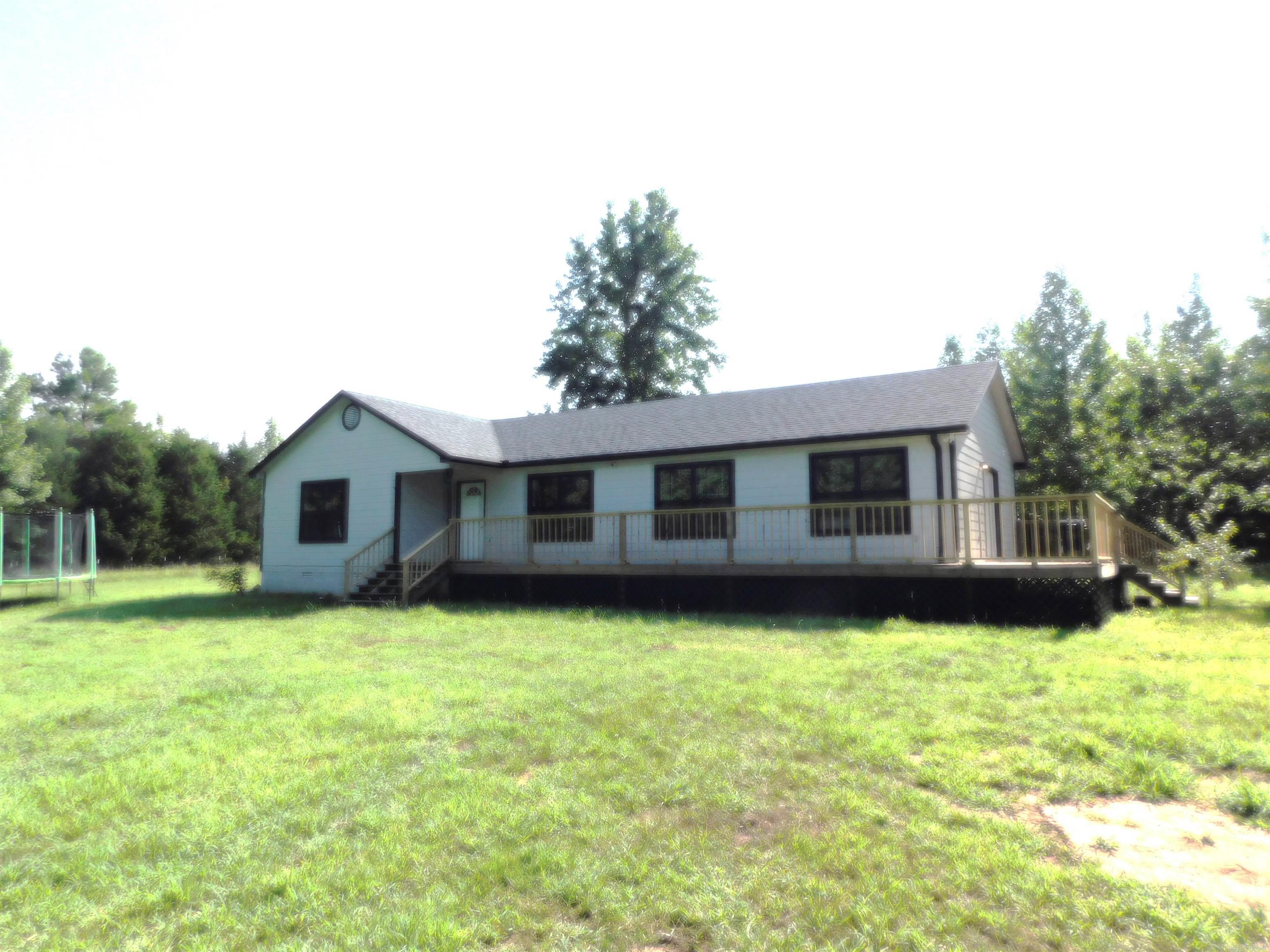 571 Daffodil  Romance, AR