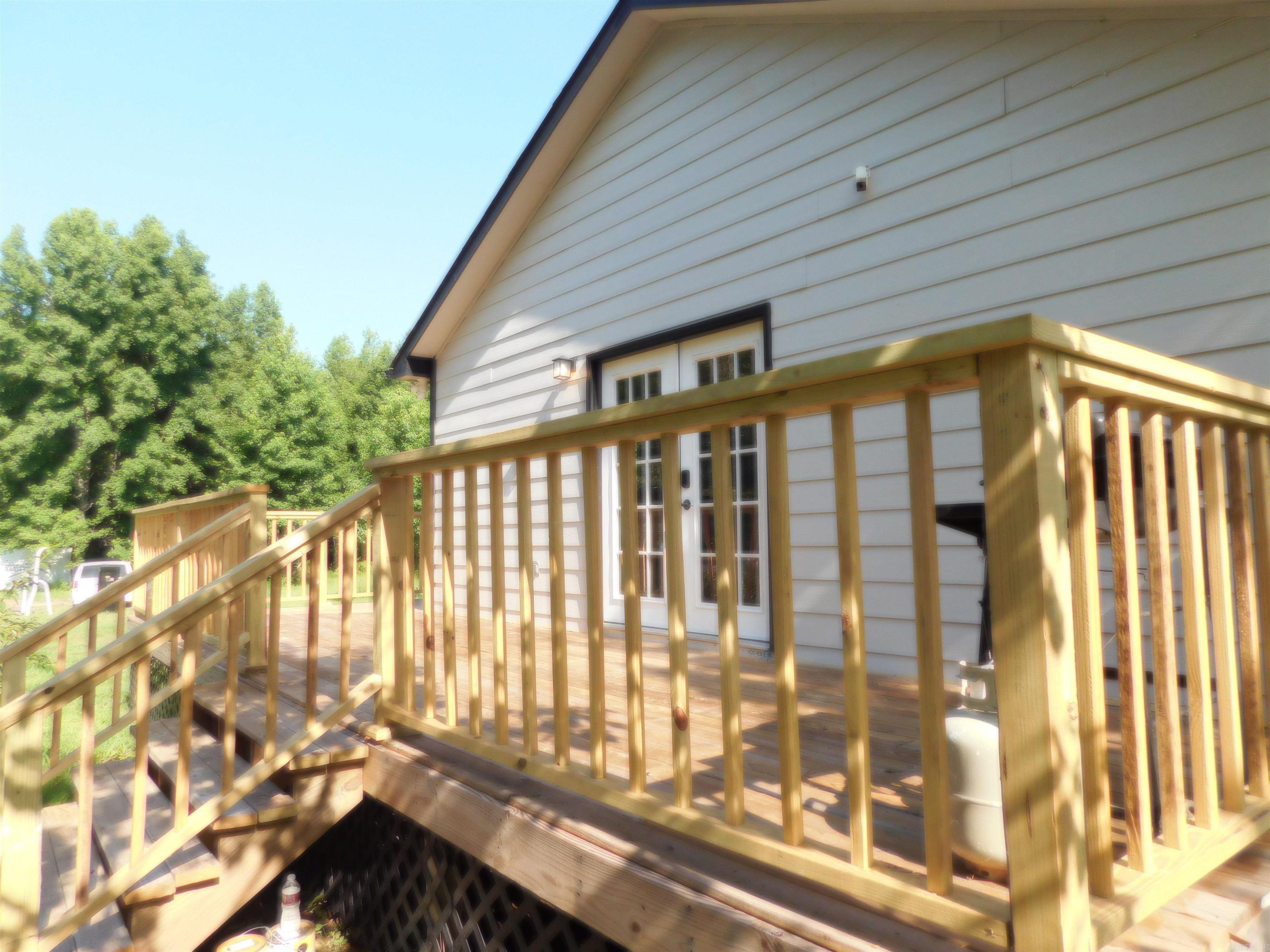 571 Daffodil  Romance, AR