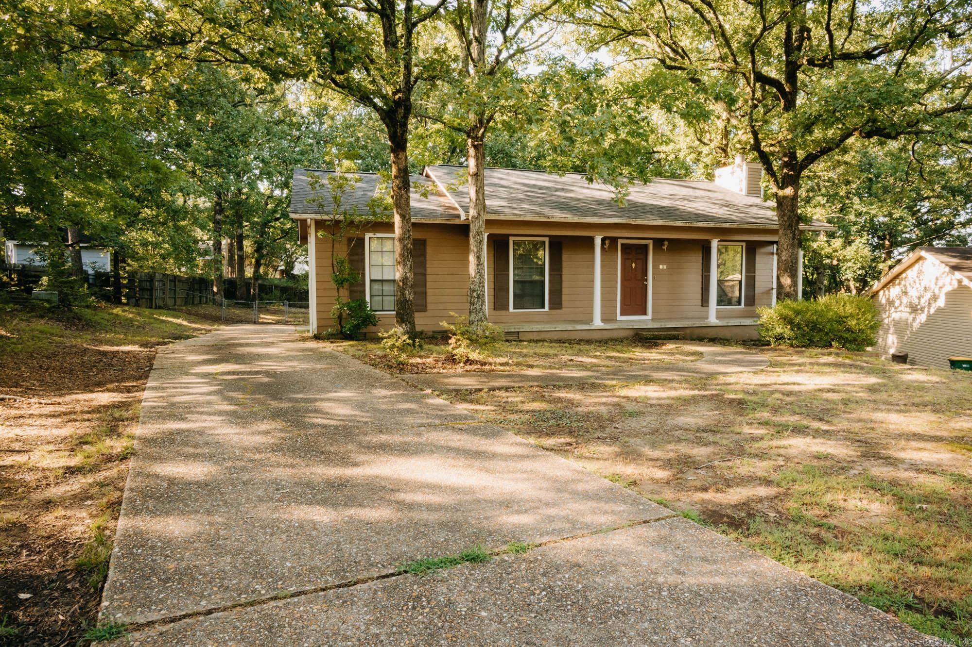 3 Oak Point  Little Rock, AR