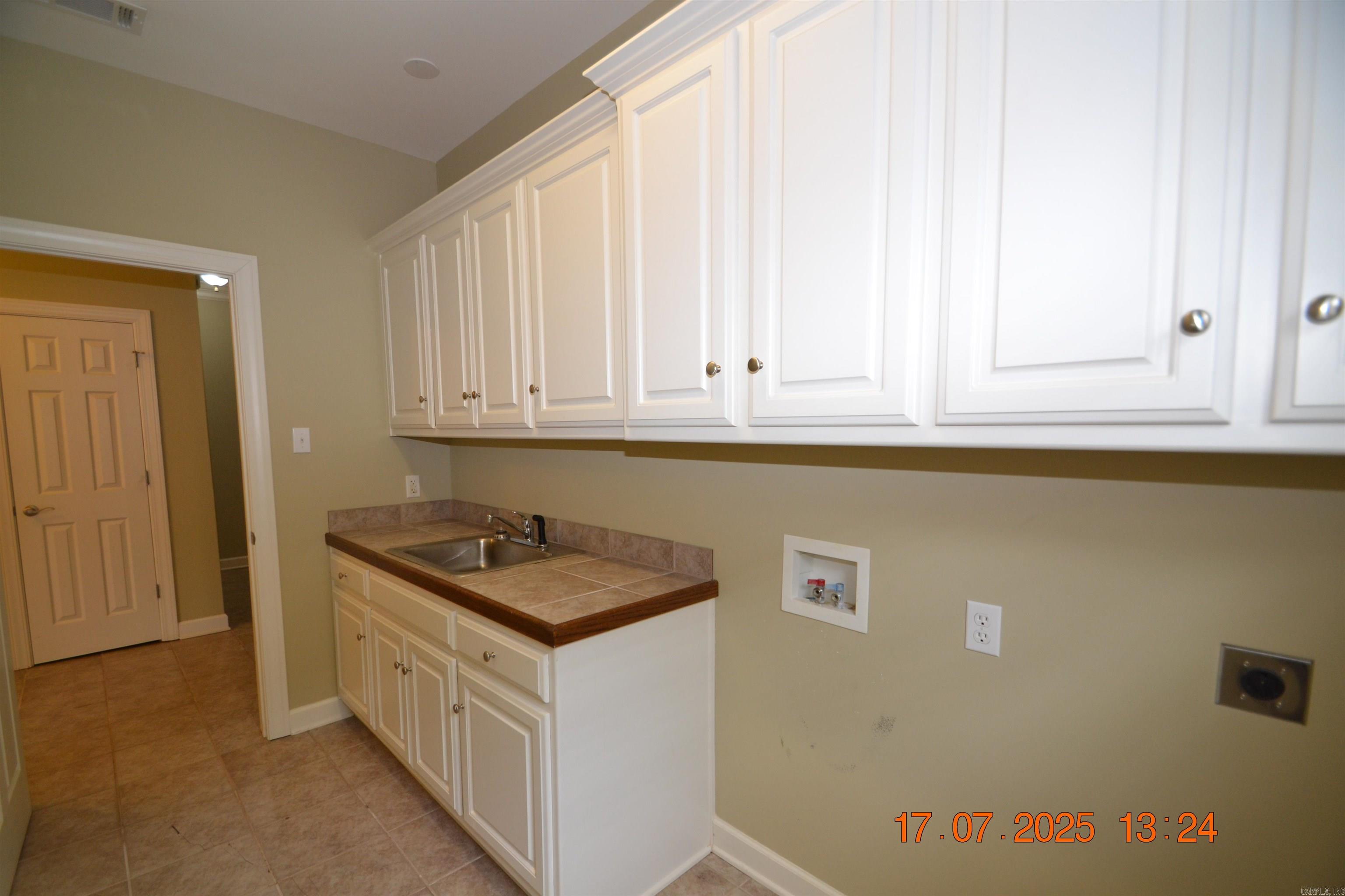 4 Blackthorn  Little Rock, AR