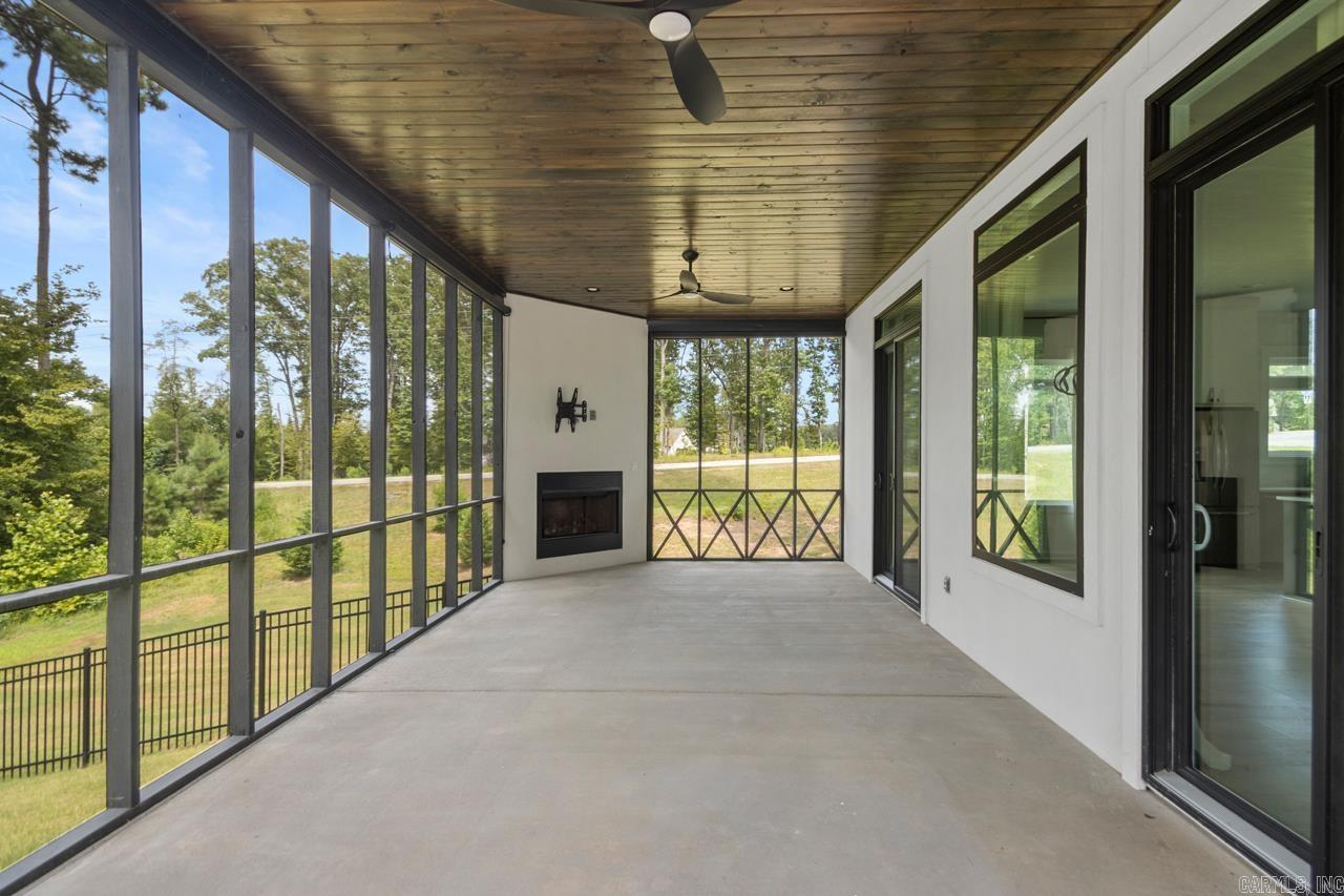 1020 Hunter Lee  Bryant, AR