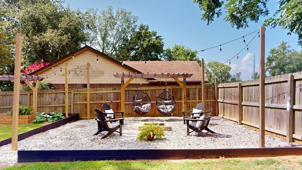 21 Stonehedge  Conway, AR