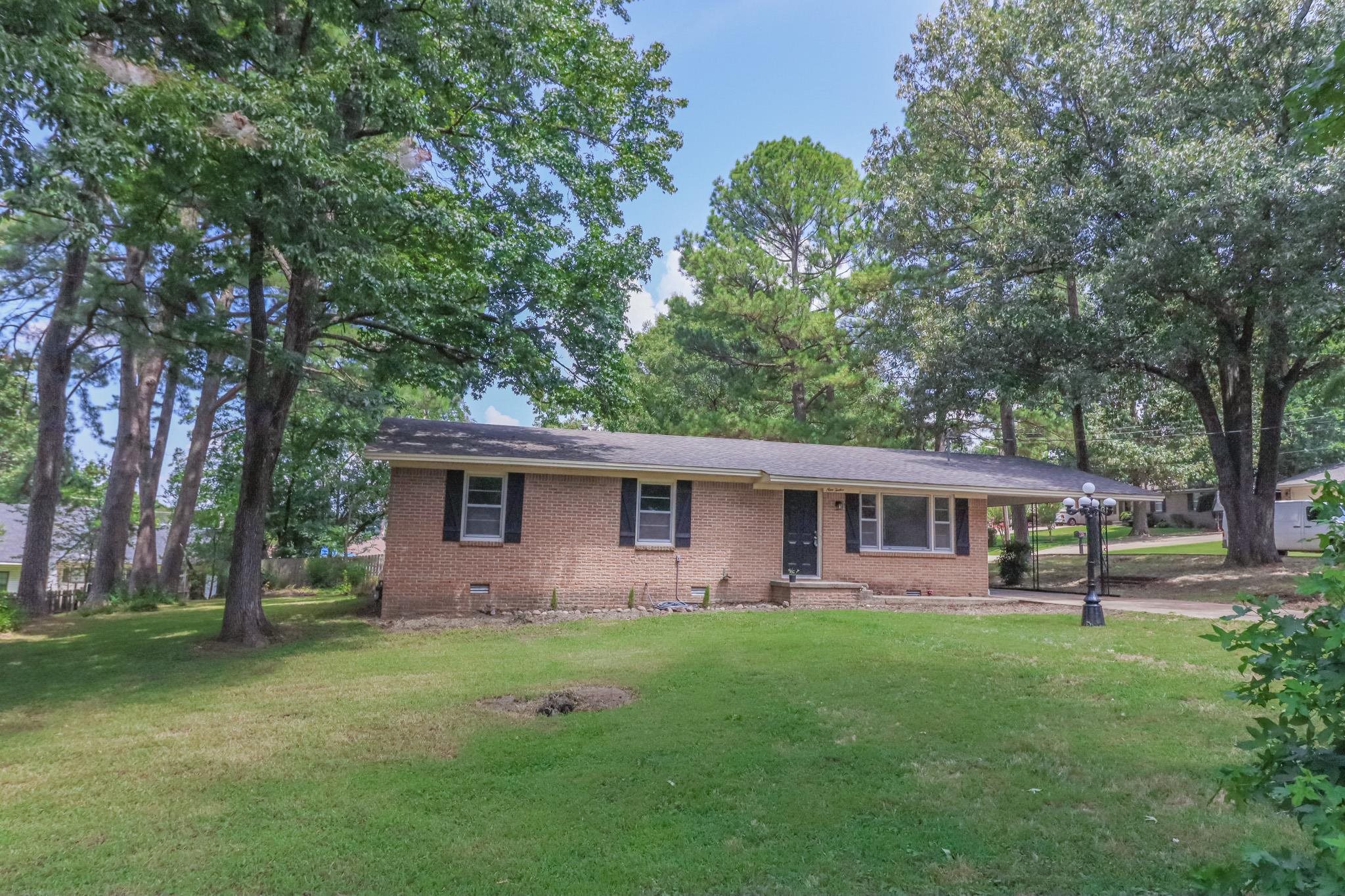 912 Oakdale  Jonesboro, AR